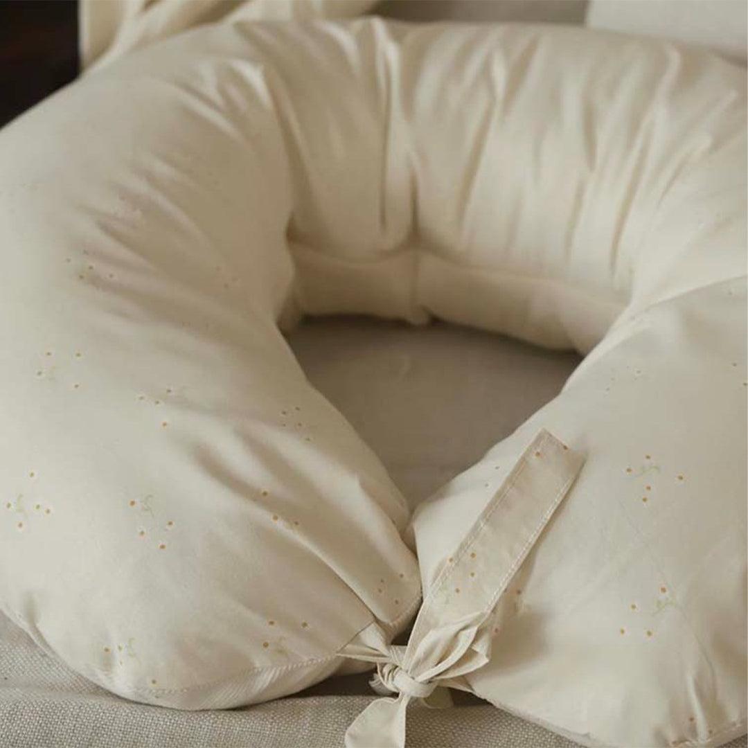  Avery Row Nursing Pillow - Wild Chamomile、mySite、merchandisen