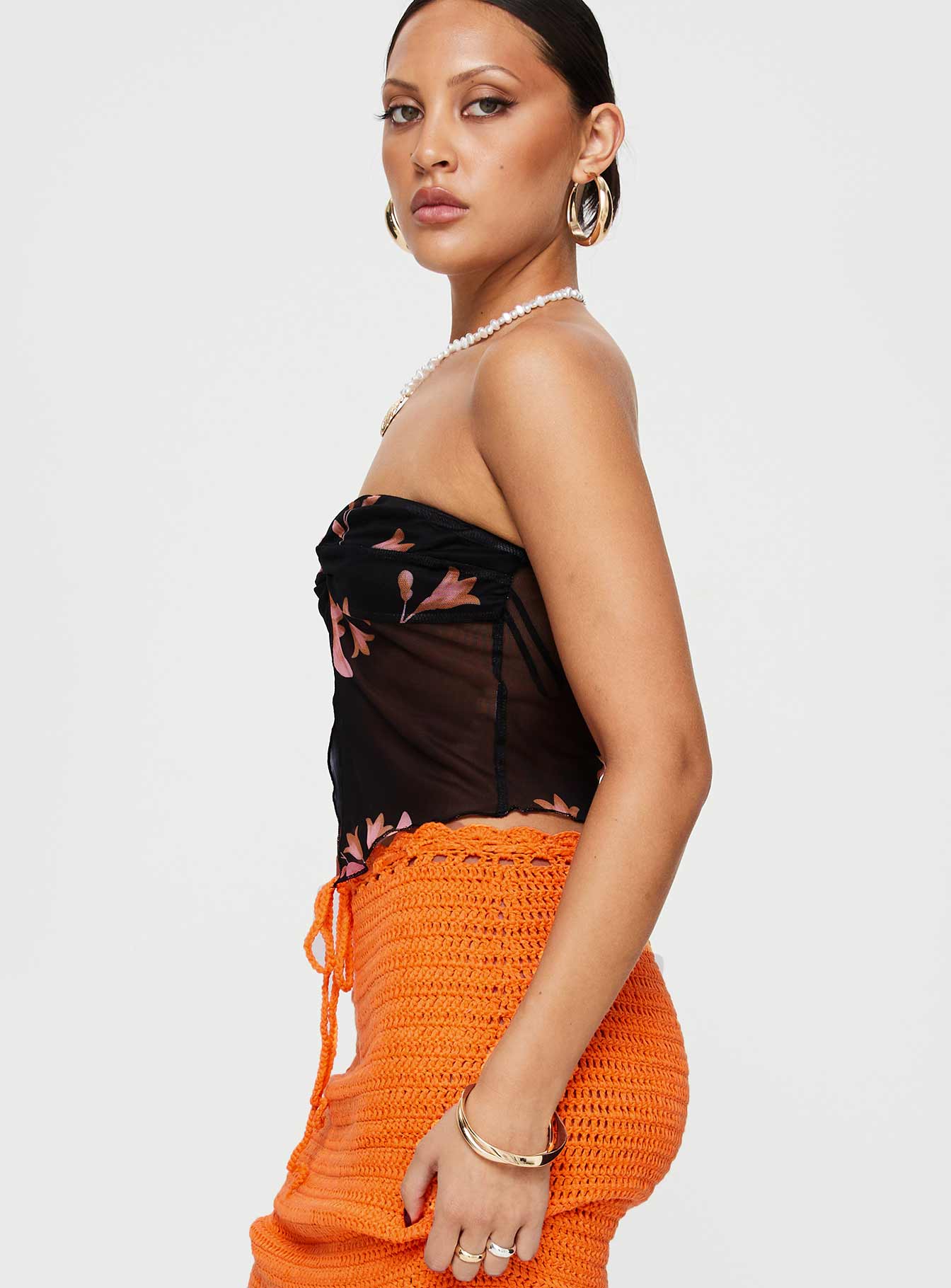 Mani Top Black Floral、mySite、solidvoid