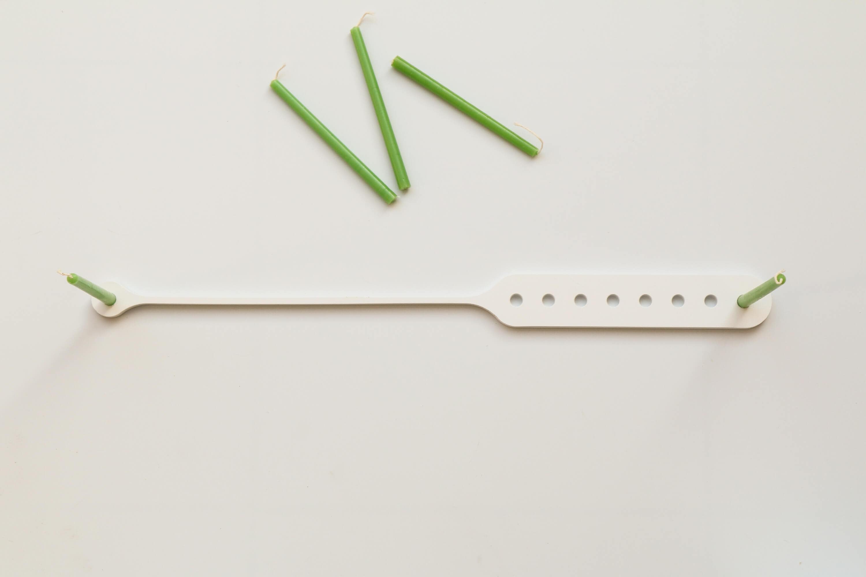 White Steel Menorah by JUDA TLV、mySite、topwebapps