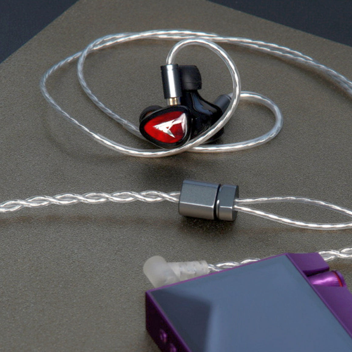  Kotori Audio - Vampire、mySite、merchandisen