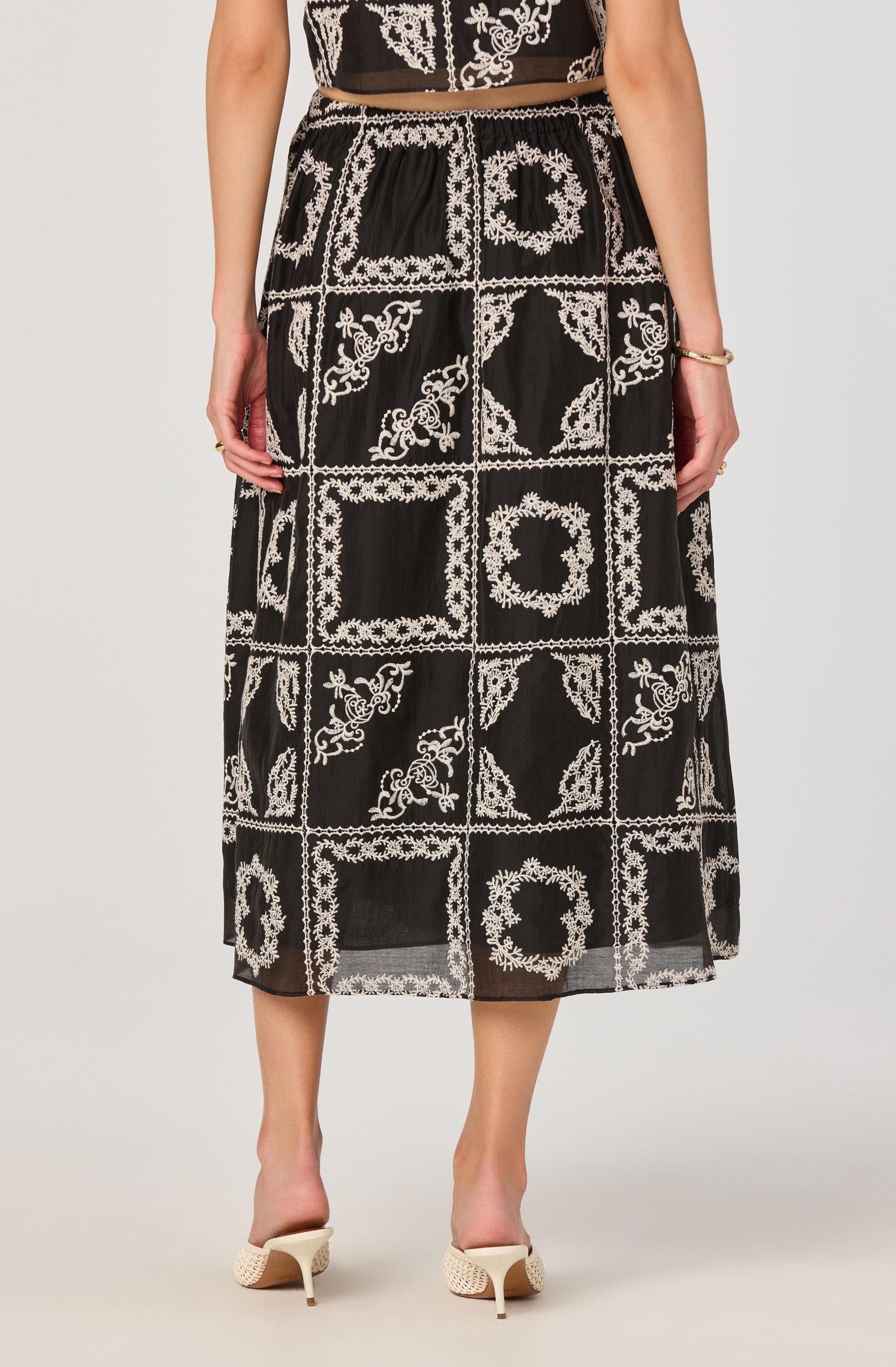Embroidered Cutwork Midi Skirt、mySite、solidvoid