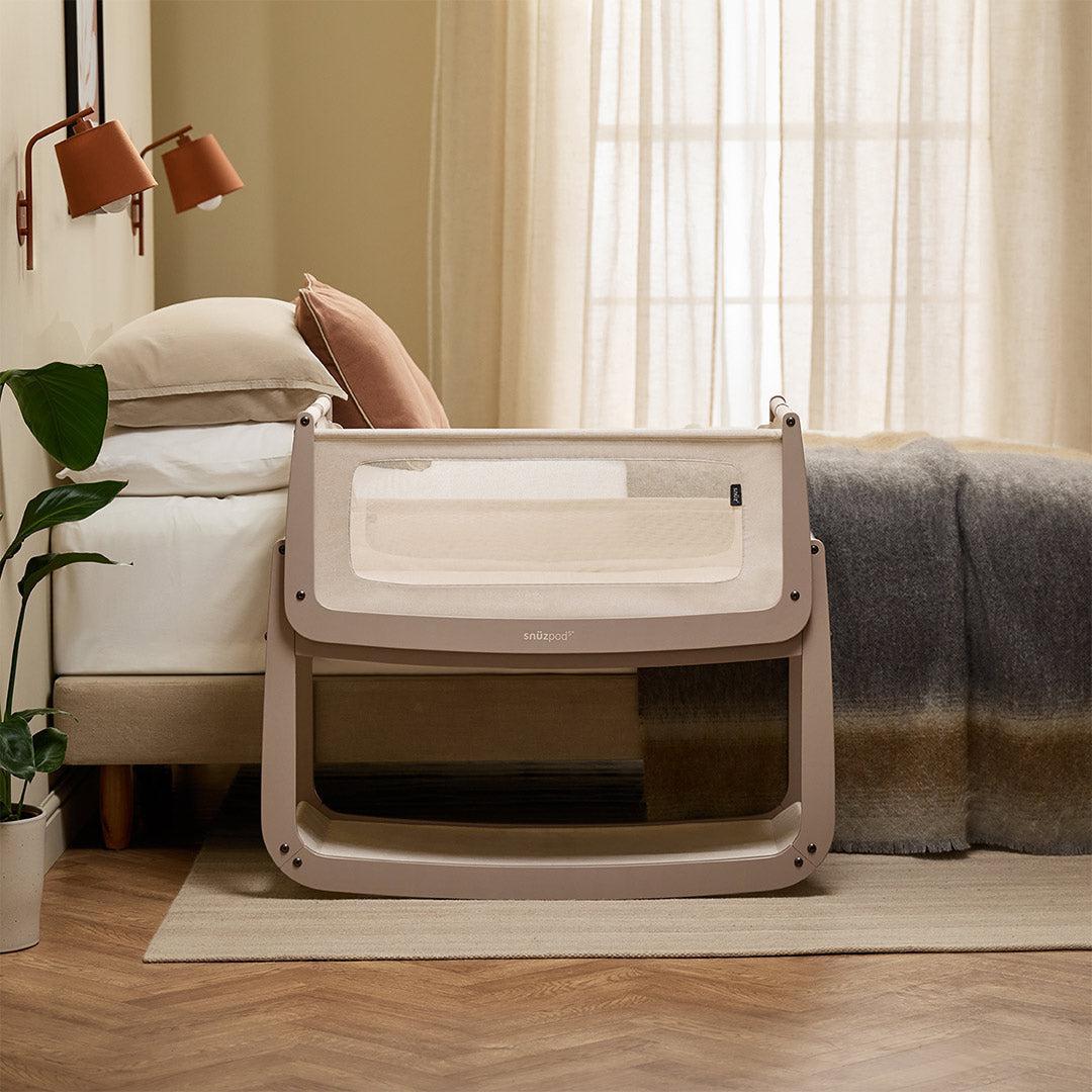  SnuzPod 5 Bedside Crib - Mocha、mySite、merchandisen