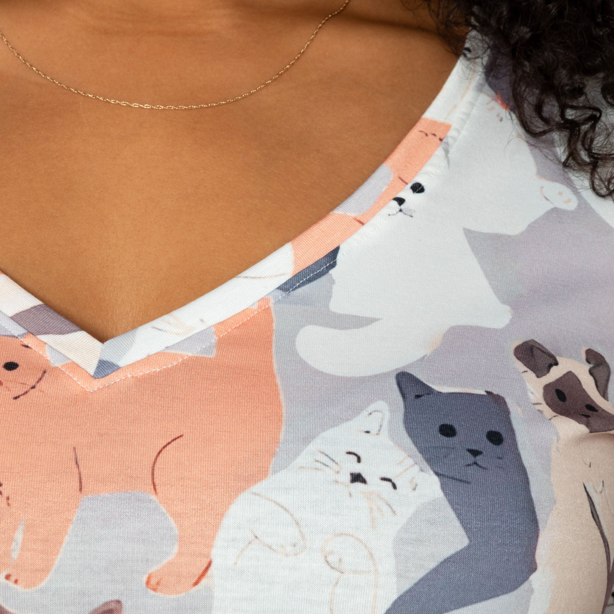 Artsy Cats Sublimation V-Neck Tee、mySite、camillekostekn