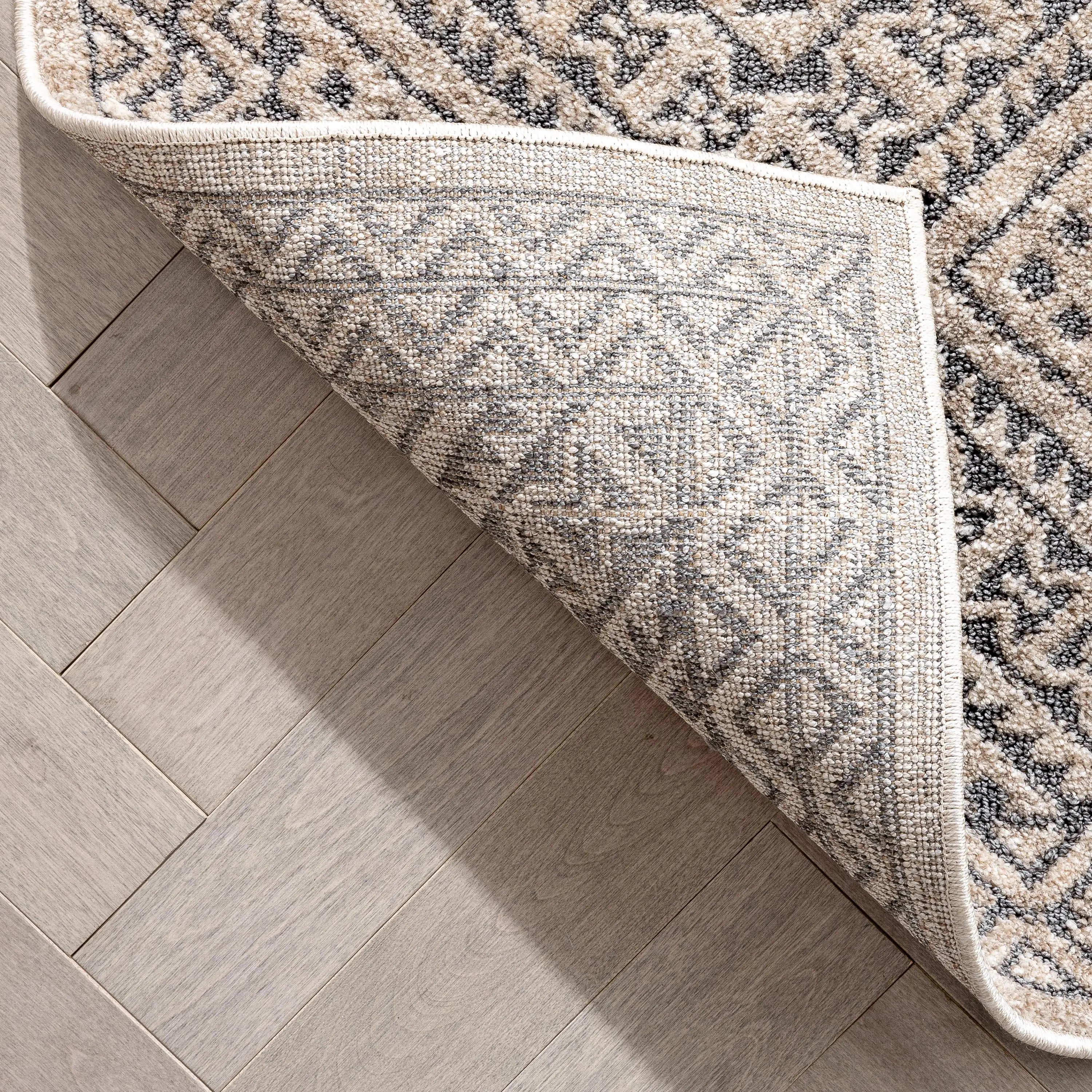 Lyre Tribal Mosaic Tile-Work Beige & Grey Distressed High-Low Rug、mySite、gigharbornorthrealestate
