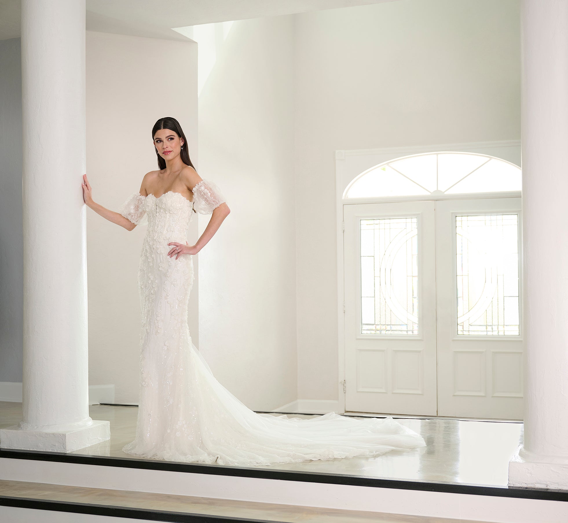 Beaded And Lace Gown In Ivory Nude、mySite、solidvoid