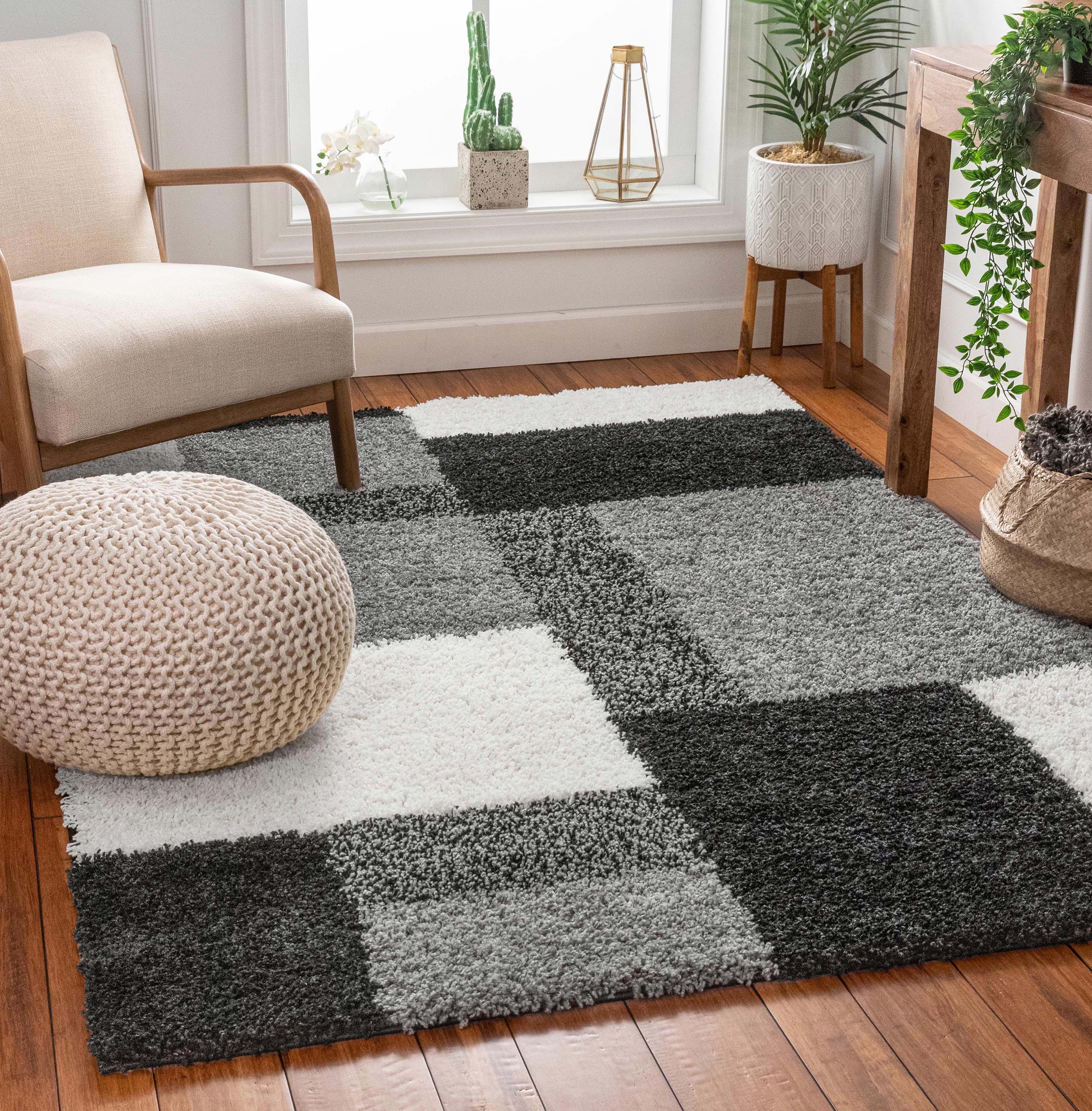Cubes Black Contemporary Rug、mySite、gigharbornorthrealestate