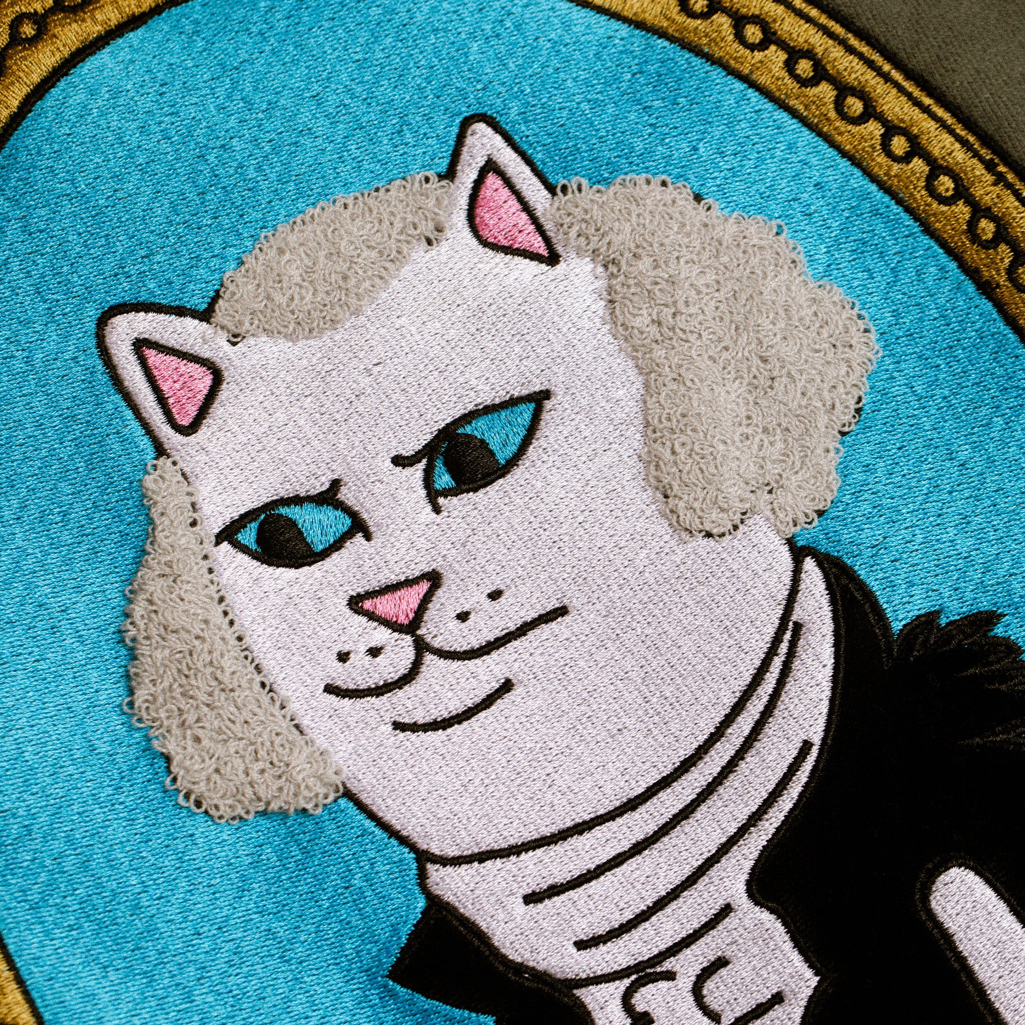 {product_title} - {shop_name}