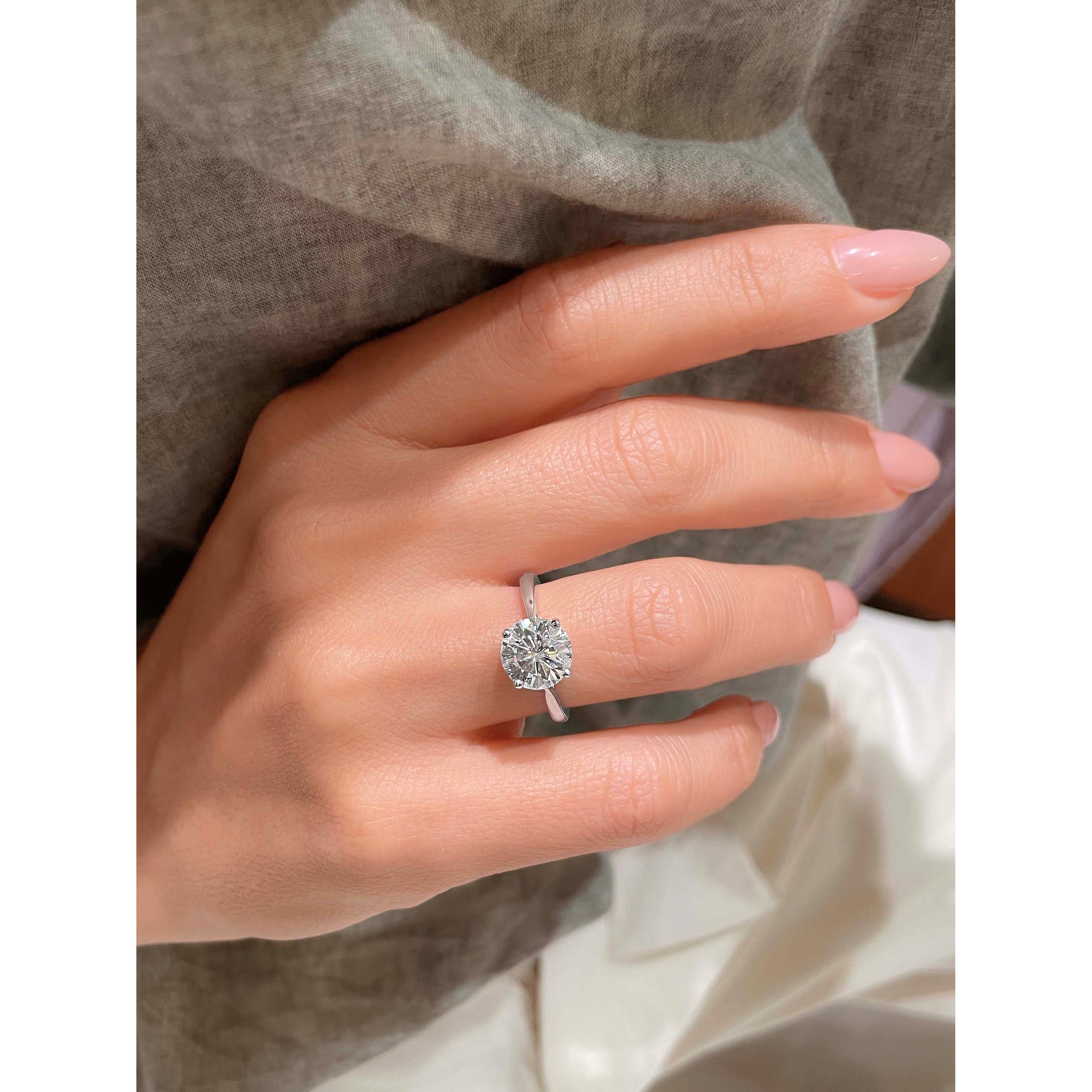 Kate Moissanite Ring -Platinum、mySite、hinf8tx79