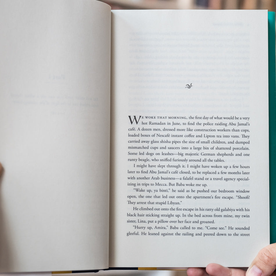 Between Two Moons: A Novel、mySite、topwebapps