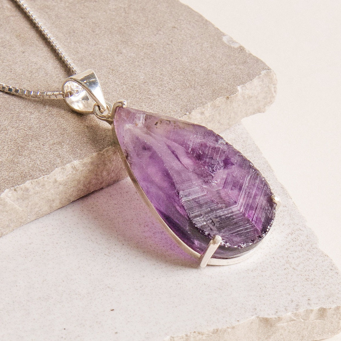 Raw Amethyst Teardrop Gemstone Pendant、mySite、hinf8tx79