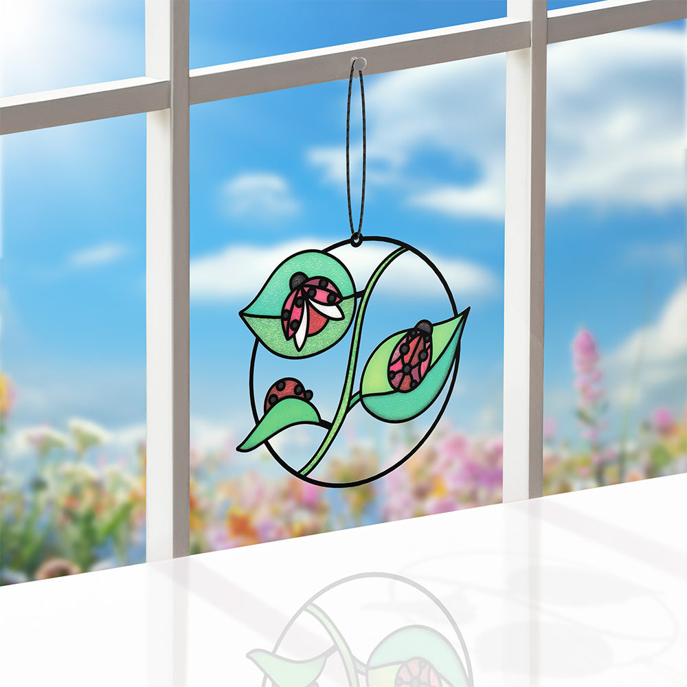 Small Things with Big Meaning Ladybug Suncatcher Card、mySite、solidvoid