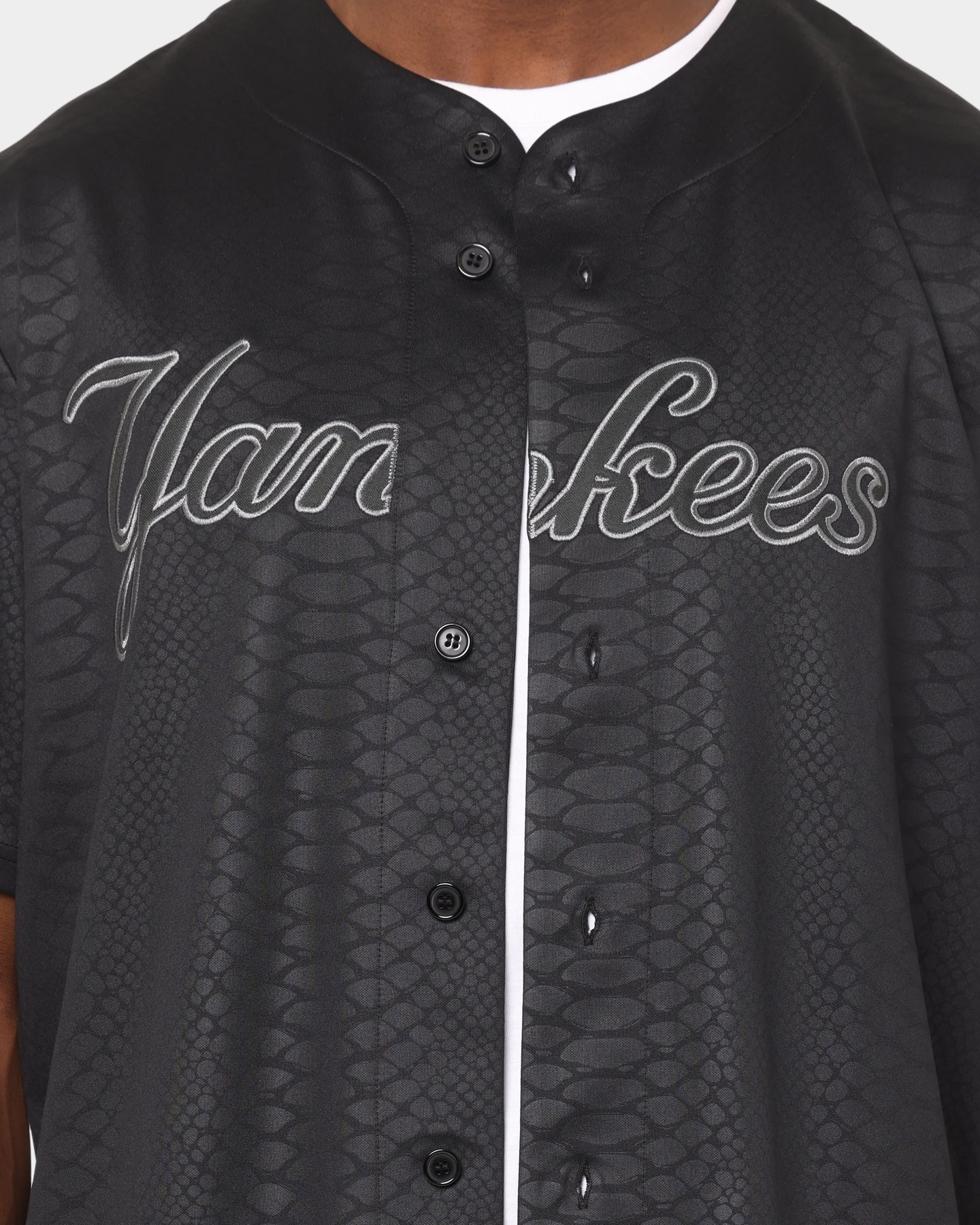 Majestic Athletic New York Yankees Animal Wordmark Jersey Black Snake Print、mySite、zt4zffjzw