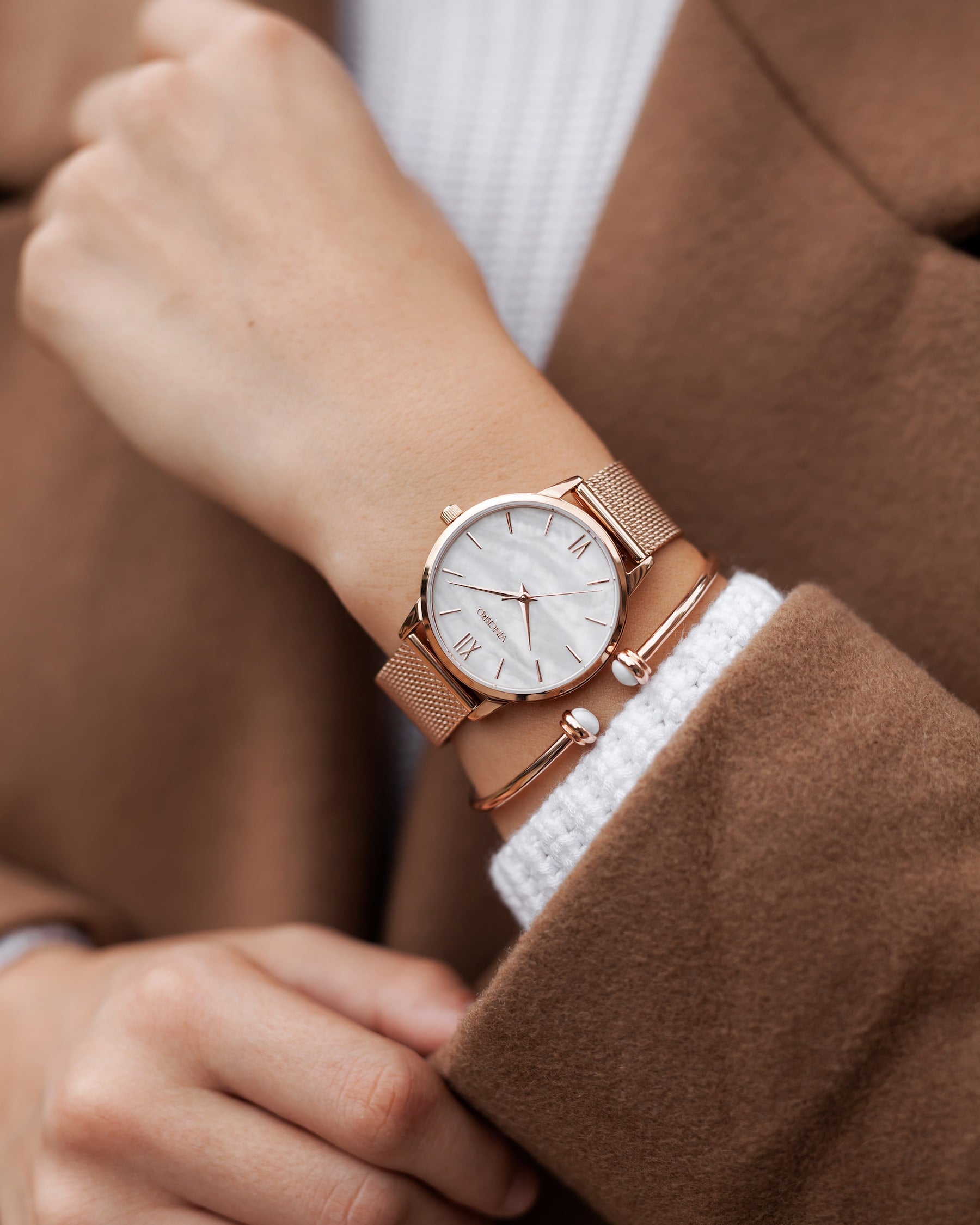  The Eros Mesh - Rose + White Pearl