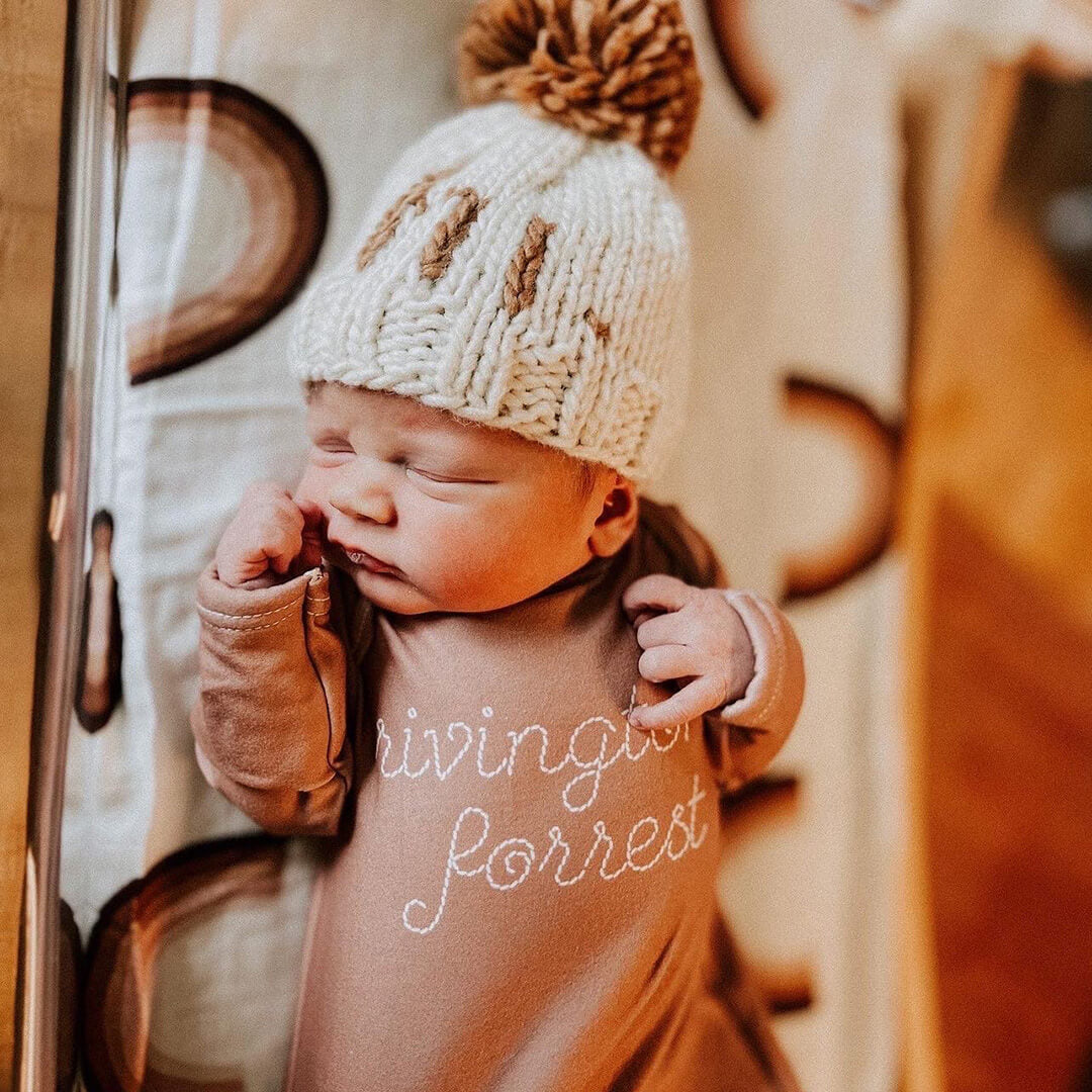  Personalized Stitched Newborn Baby Knot Gown | Warm Neutrals、mySite、layawaytickets