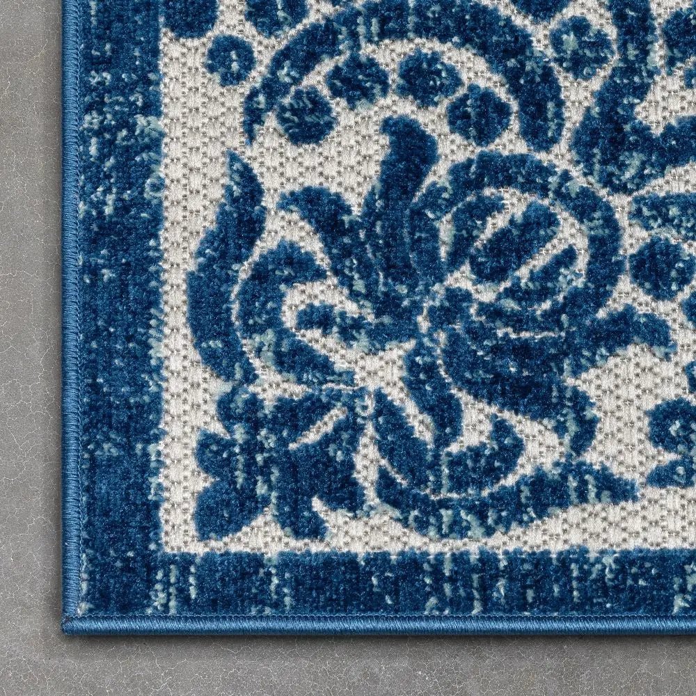 Arid Modern Medallion Persian Indoor/Outdoor Blue High-Low Rug、mySite、gigharbornorthrealestate