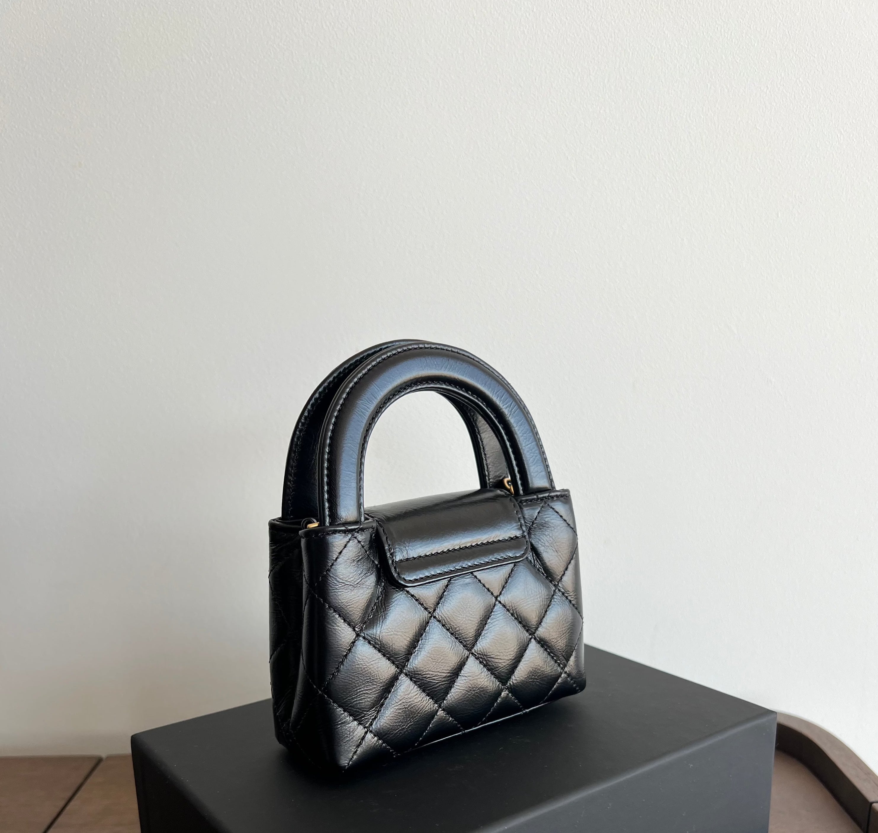 Chanel Kelly Shopping Bag Shiny Aged Calfskin & Gold Hardware Black (Nano)、mySite、garminoutage.com