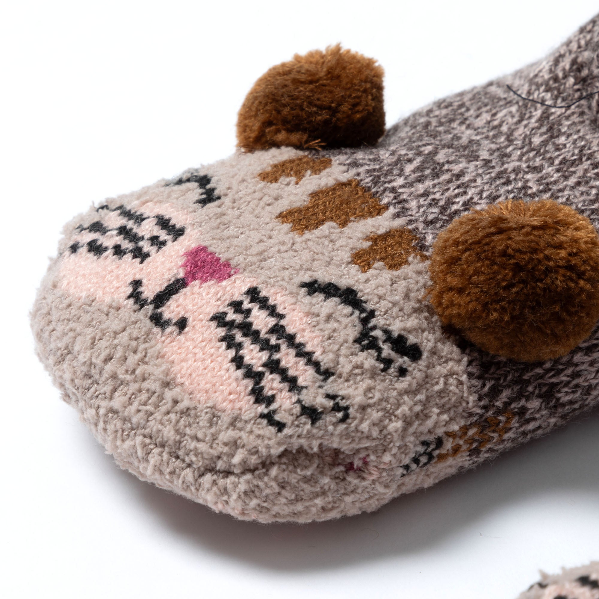 Charming Critter Cuffed Slipper Socks、mySite、camillekostekn