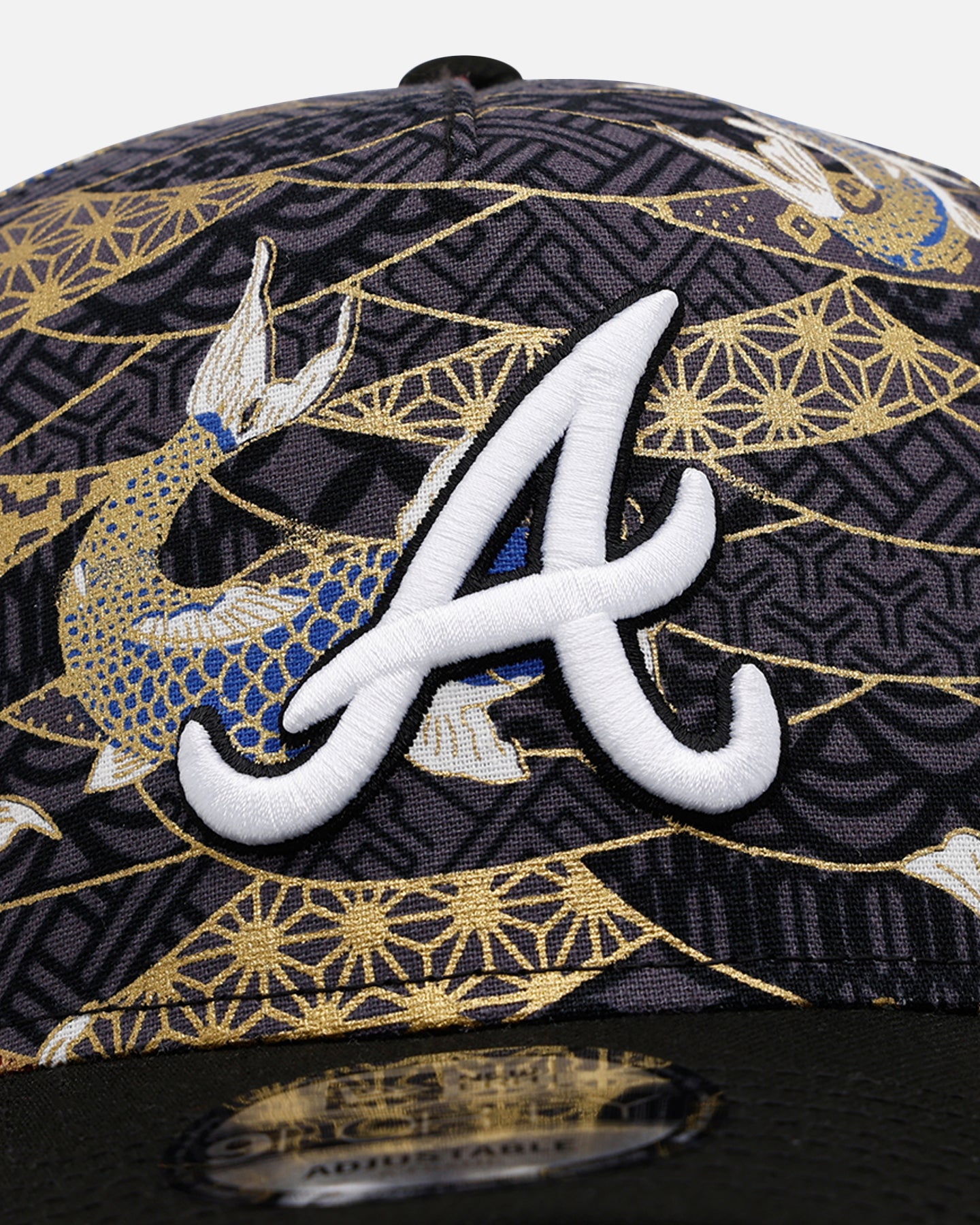 New Era Atlanta Braves 'Koi' 9FORTY A-Frame Snapback Black/Multi-Colored、mySite、zt4zffjzw