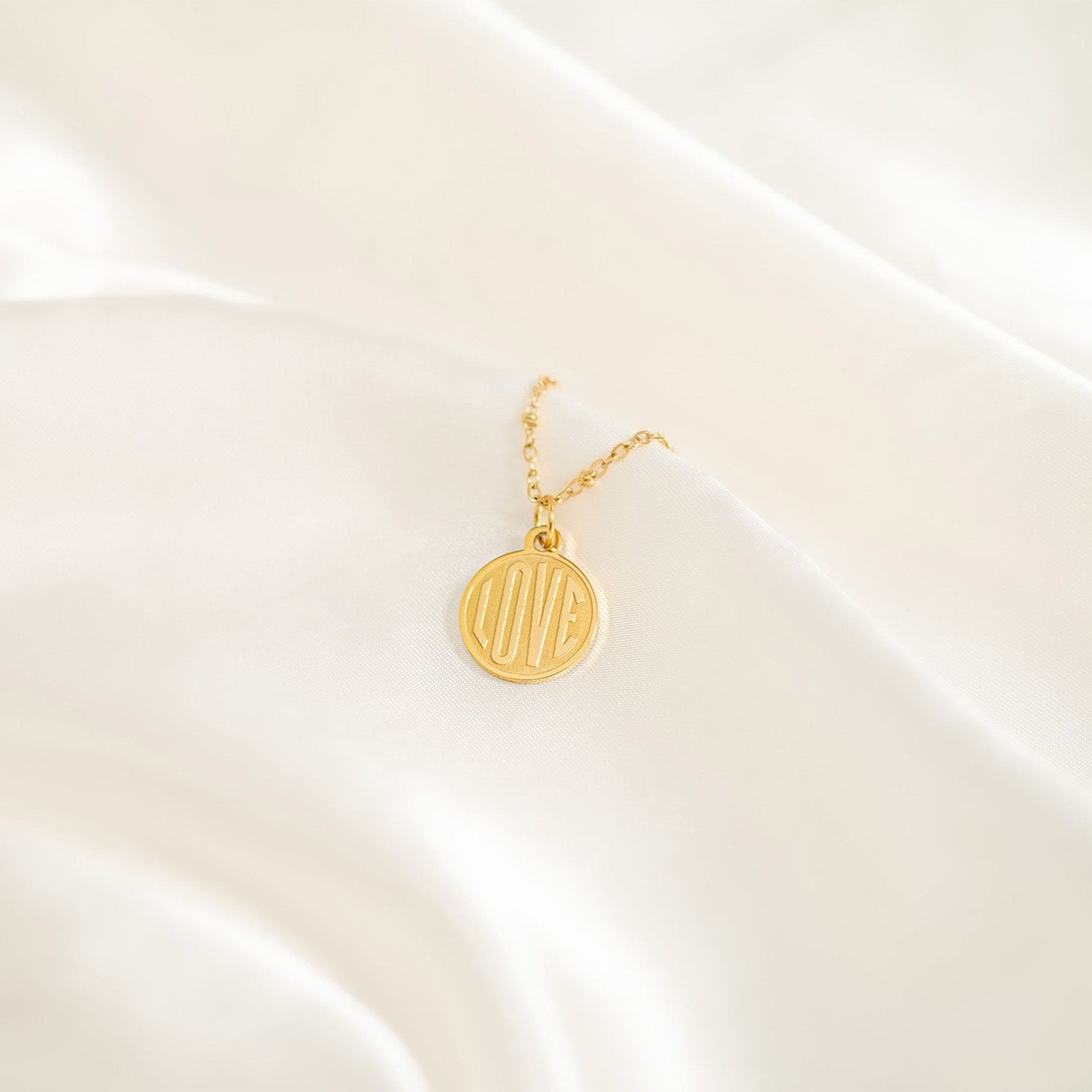 18K Gold PVD Stainless Steel Round Love Charm / PDL0254、mySite、dreamappss
