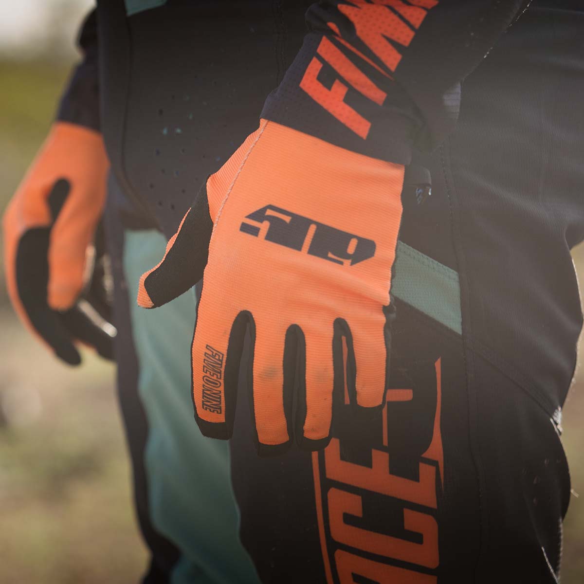 4 Low Gloves、mySite、dreamappss