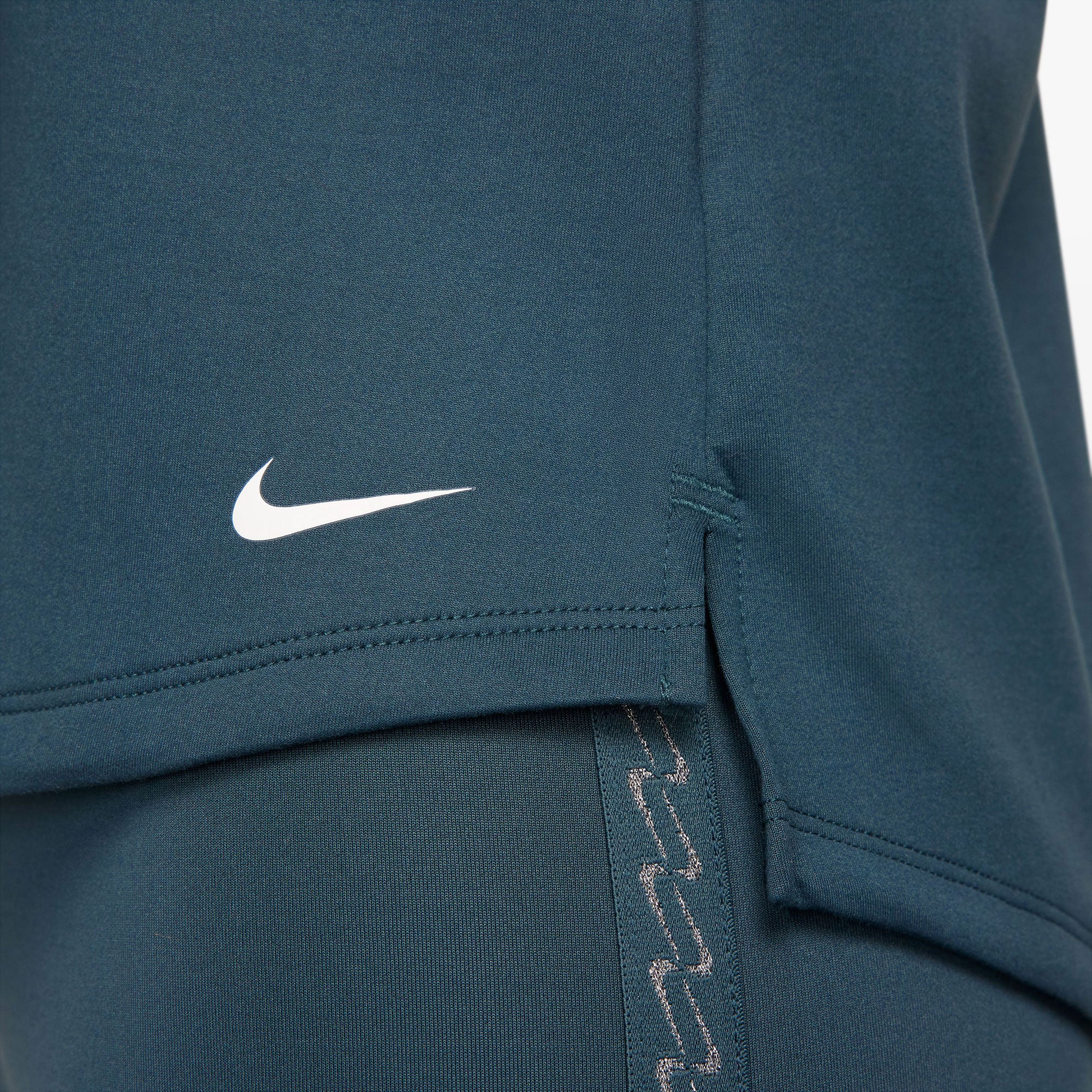 Nike One Therma-FIT Women's Half-Zip Novelty Top