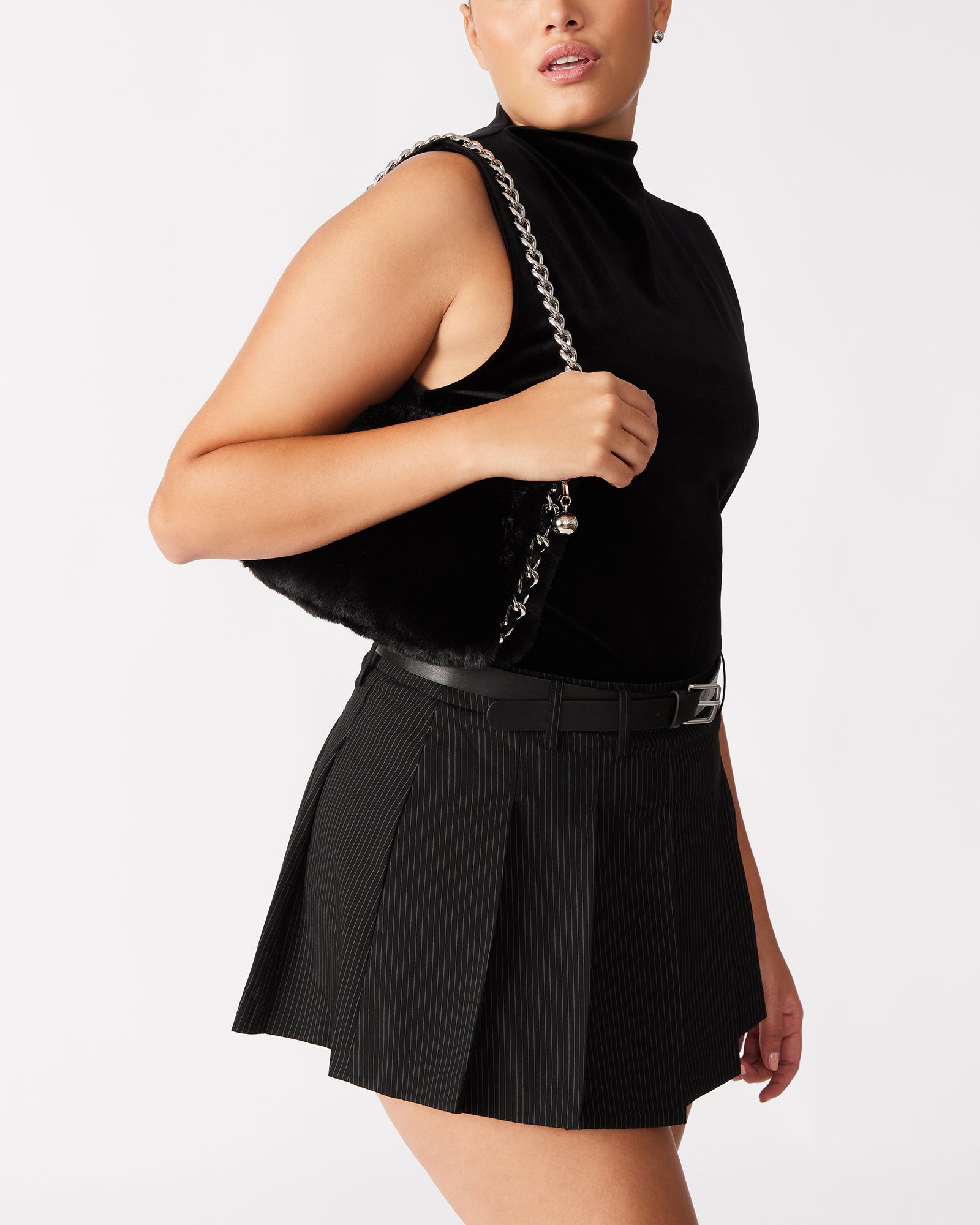 FUZZ BAG BLACK、mySite、gtrtttuynbv