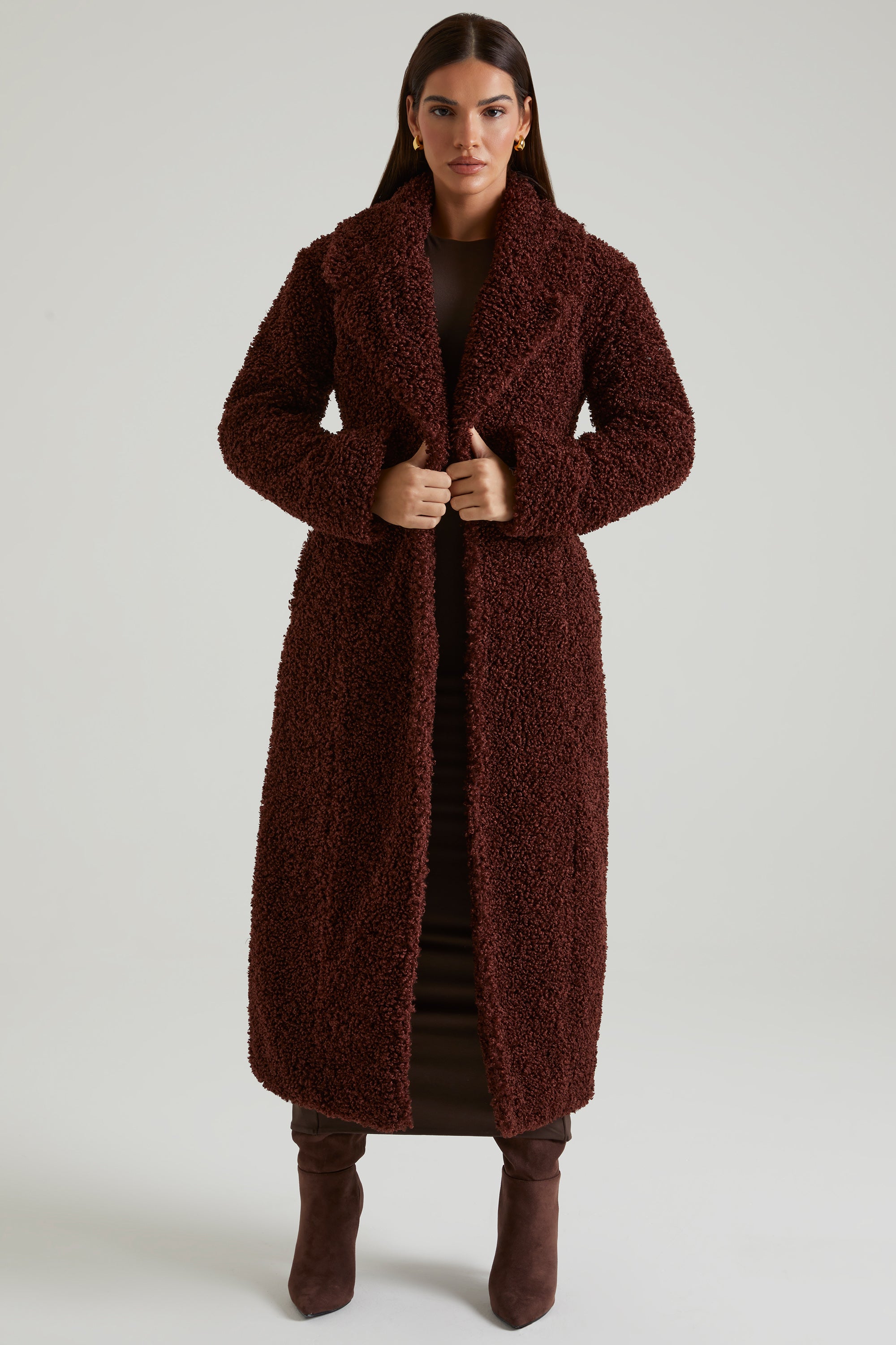 Long Shearling Coat in Brown、mySite、solidvoid