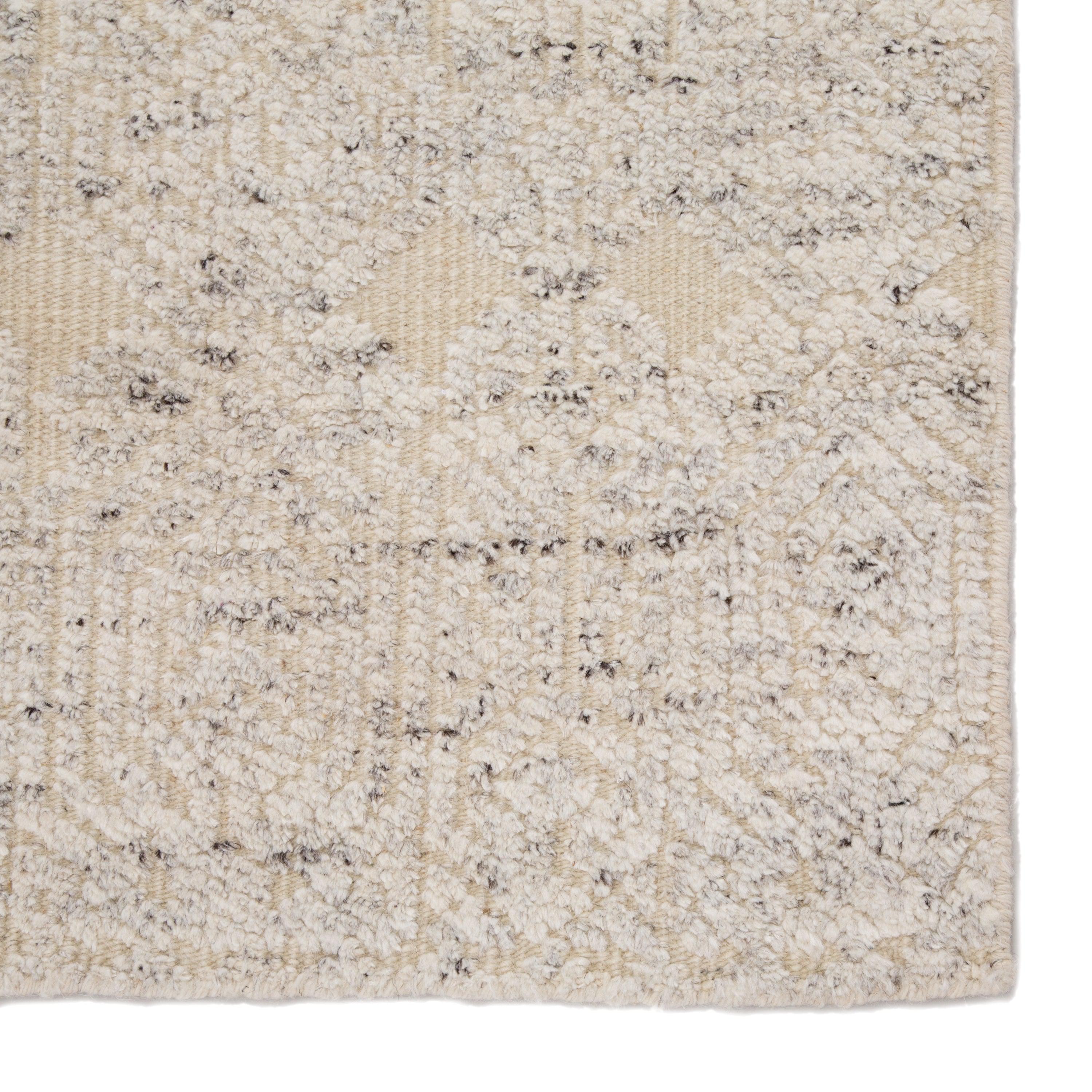 Abelle Hand-Knotted Medallion Gray Beige Area Rug、mySite、gigharbornorthrealestate