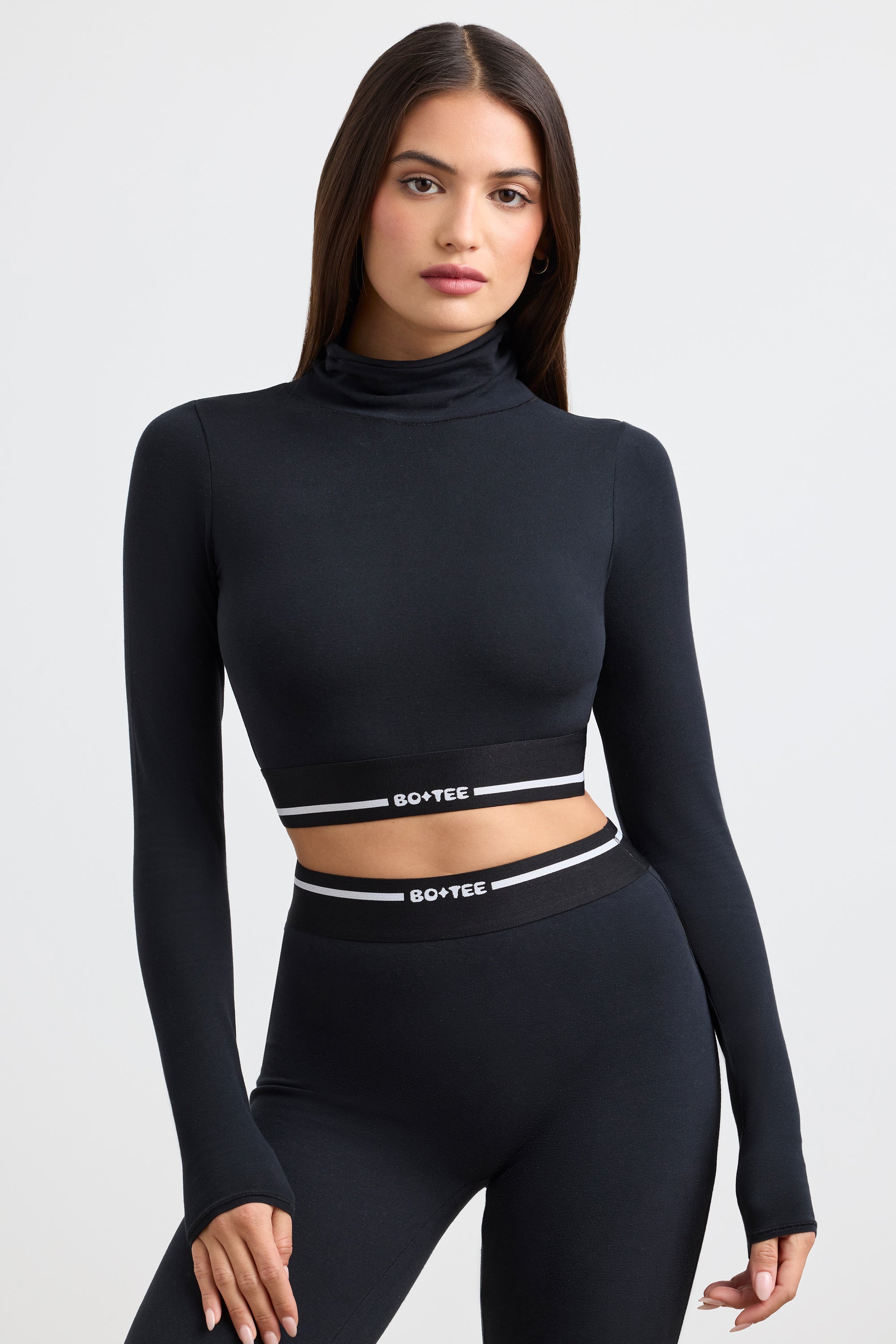Turtleneck Backless Long-Sleeve Crop Top in Black、mySite、solidvoid