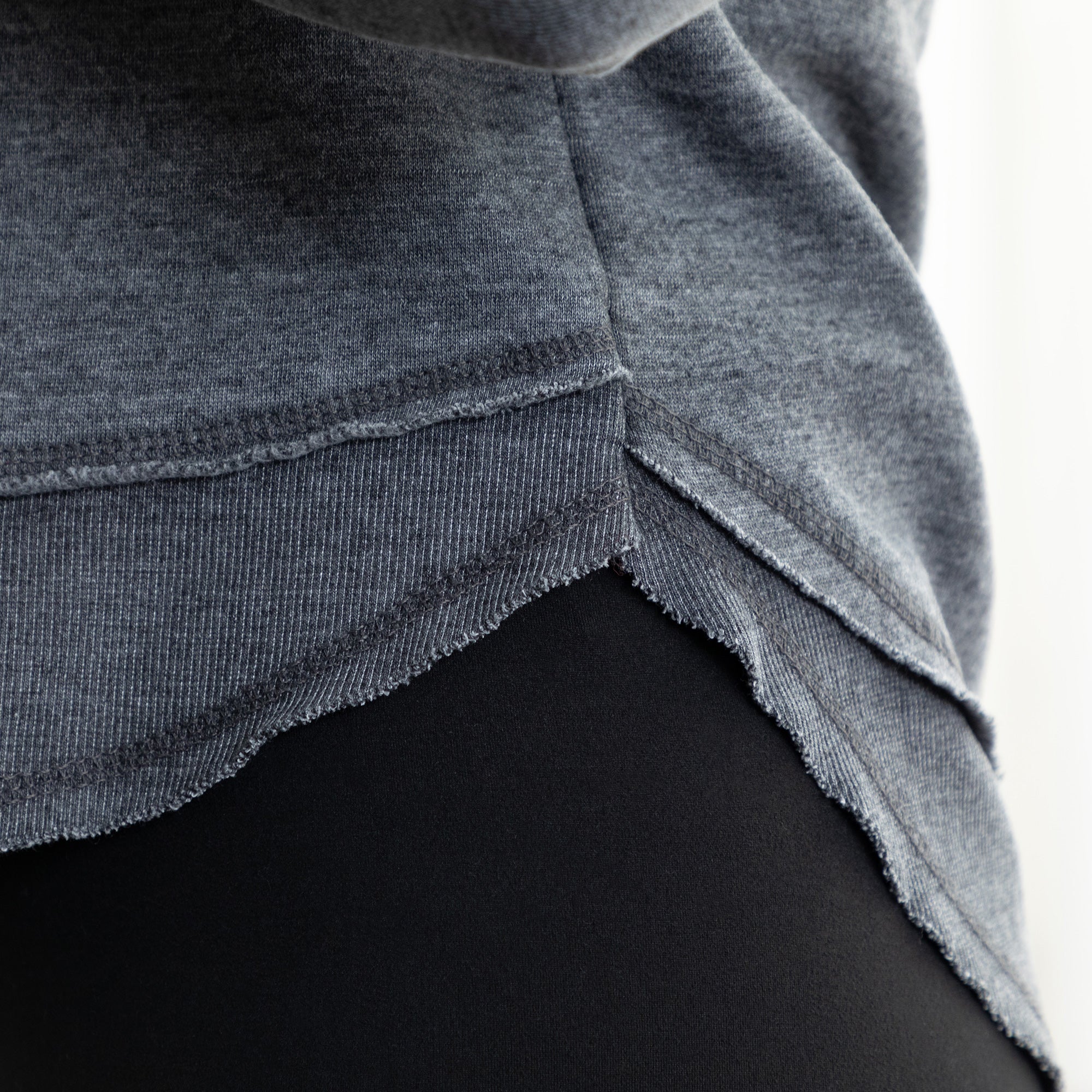 Paw & Hearts Hi-Low Burnout Crew Sweatshirt、mySite、camillekostekn