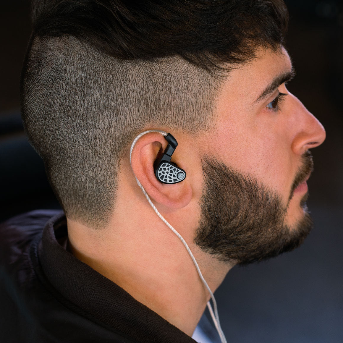  64 Audio - U18s、mySite、merchandisen