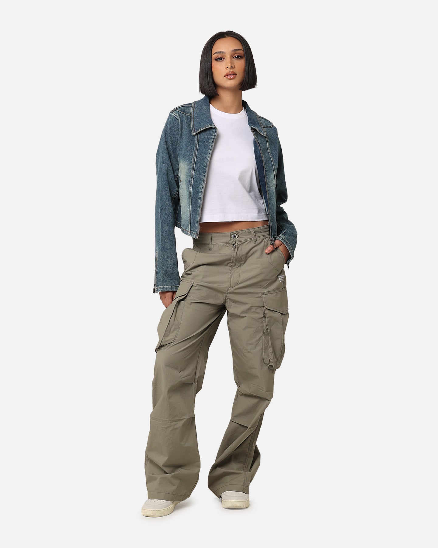 {product_title} - {shop_name}