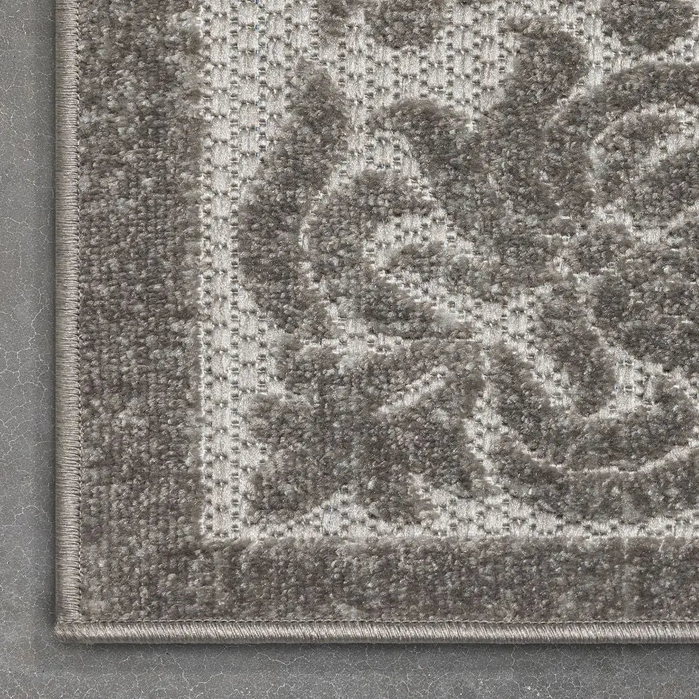 Arid Modern Medallion Persian Indoor/Outdoor Grey High-Low Rug、mySite、gigharbornorthrealestate