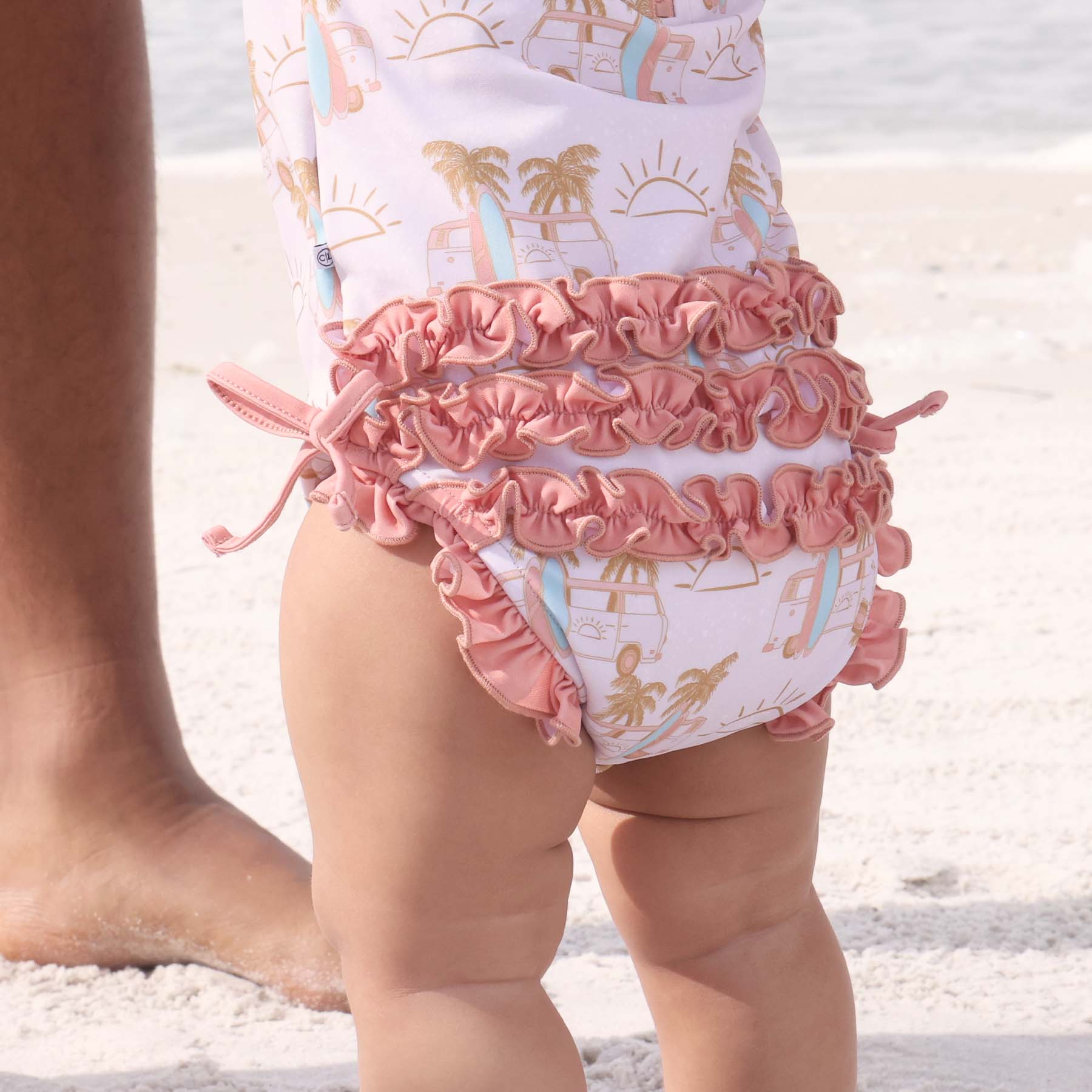  Long Sleeve Rash Guard With Ruffle Bottom | All Prints、mySite、layawaytickets