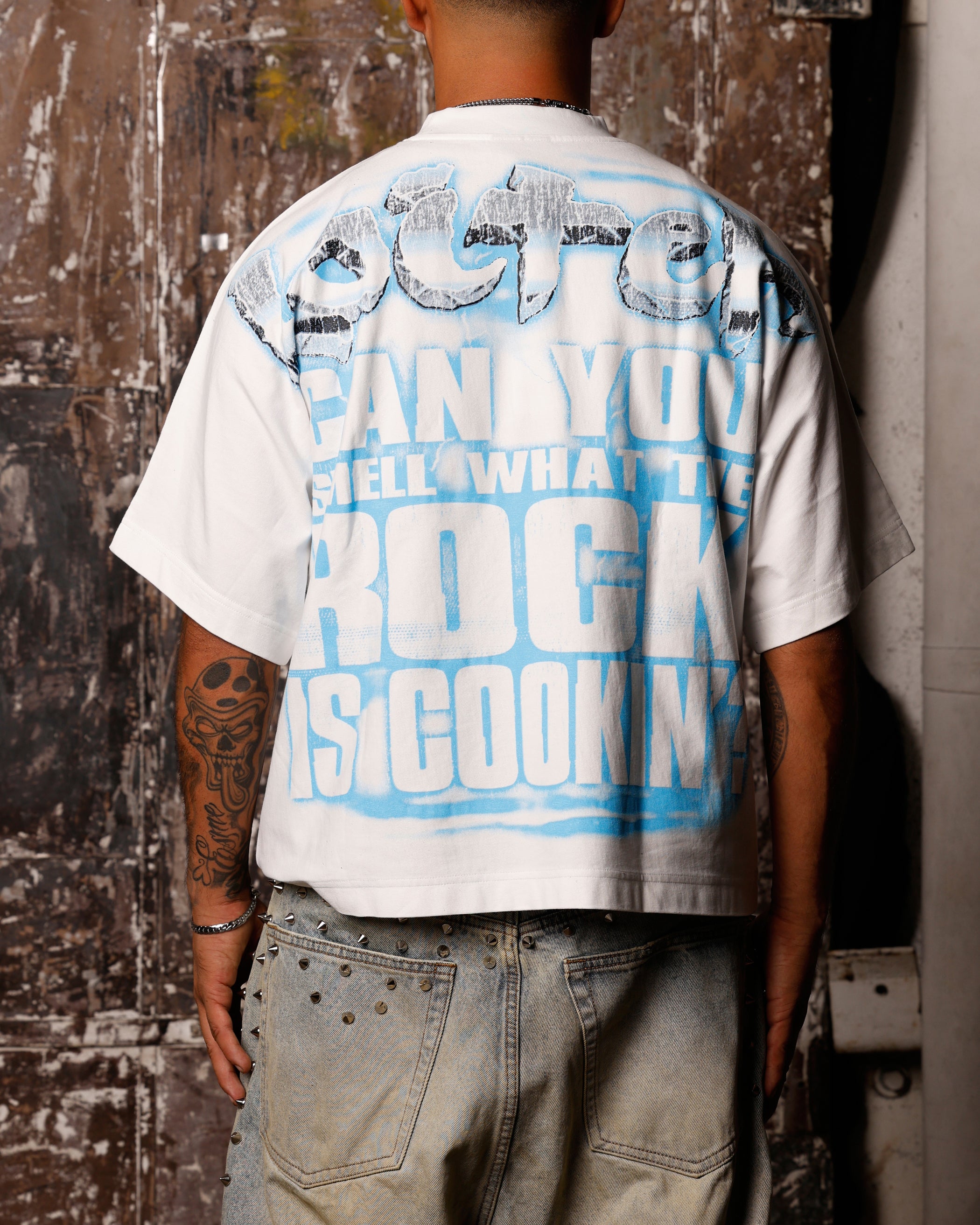 {product_title} - {shop_name}