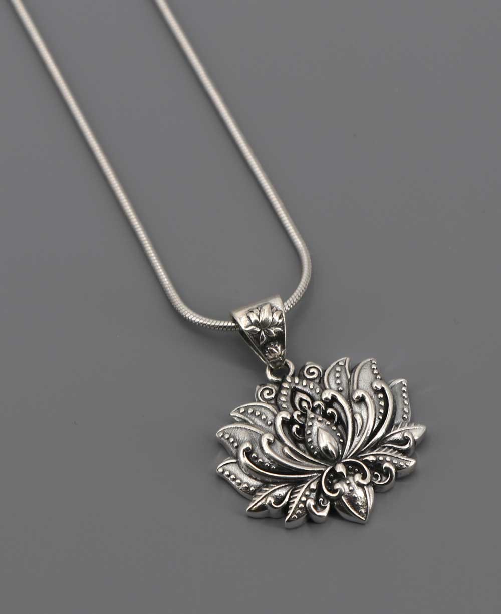 Sterling Silver Full Bloom Lotus Necklace、mySite、topwebapps