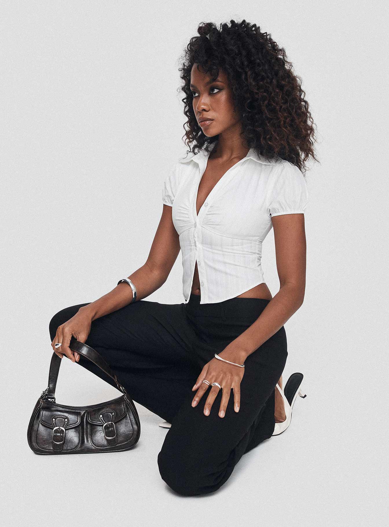 Sakshi Shirt White、mySite、solidvoid