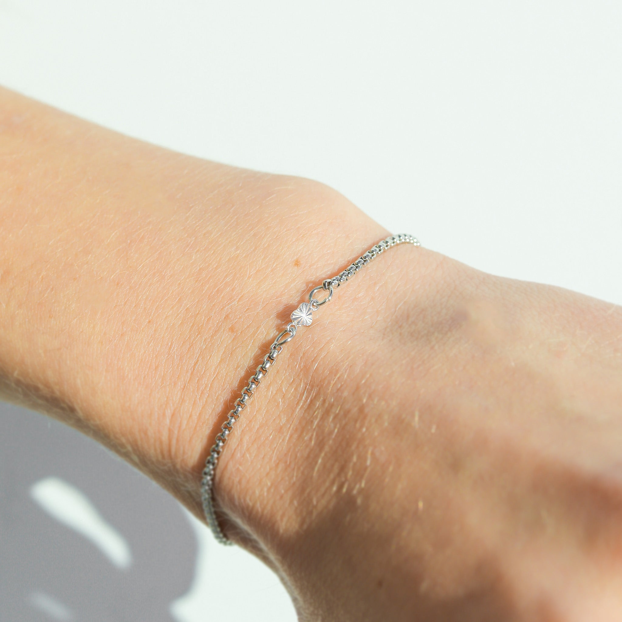 .925 Sterling Silver Sunburst Heart Connector Charm for Permanent Jewelry / PMJ1020、mySite、dreamappss