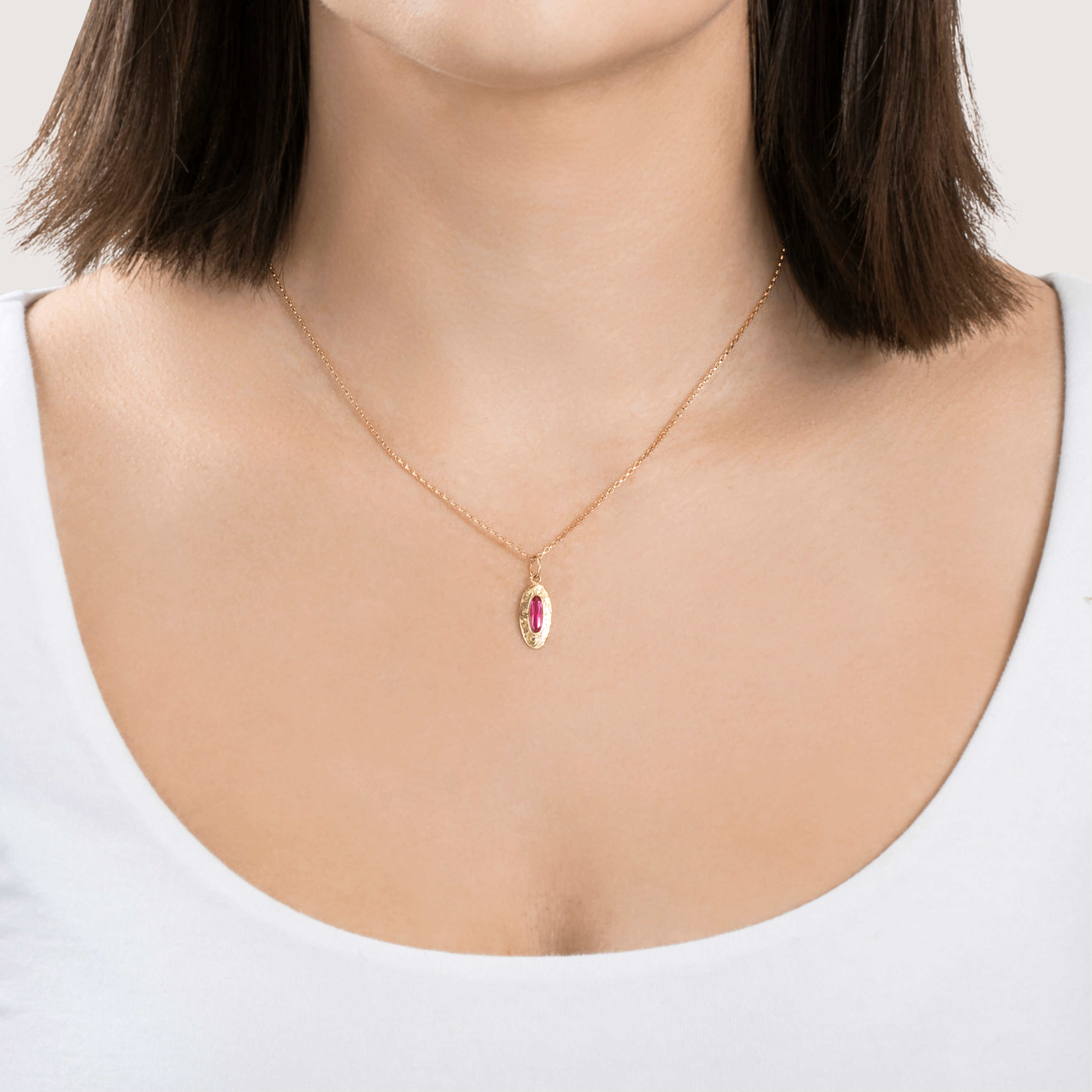 Antique 10k Yellow Gold Synthetic Ruby Lovely Engraved Oval Charm / Pendant、mySite、hinf8tx79