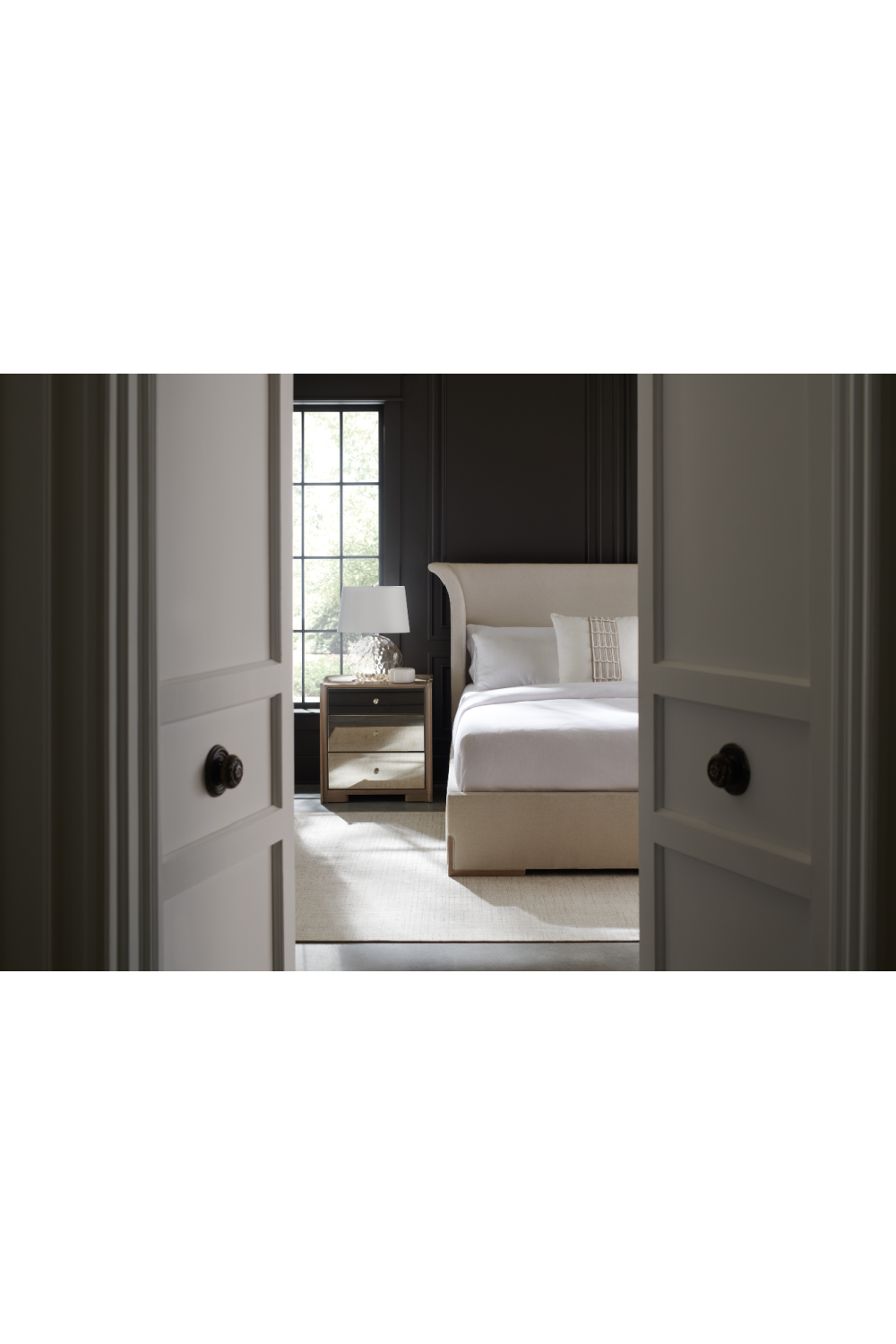 Mirrored Drawers Nightstand | Caracole In Your Dreams、mySite、neckold