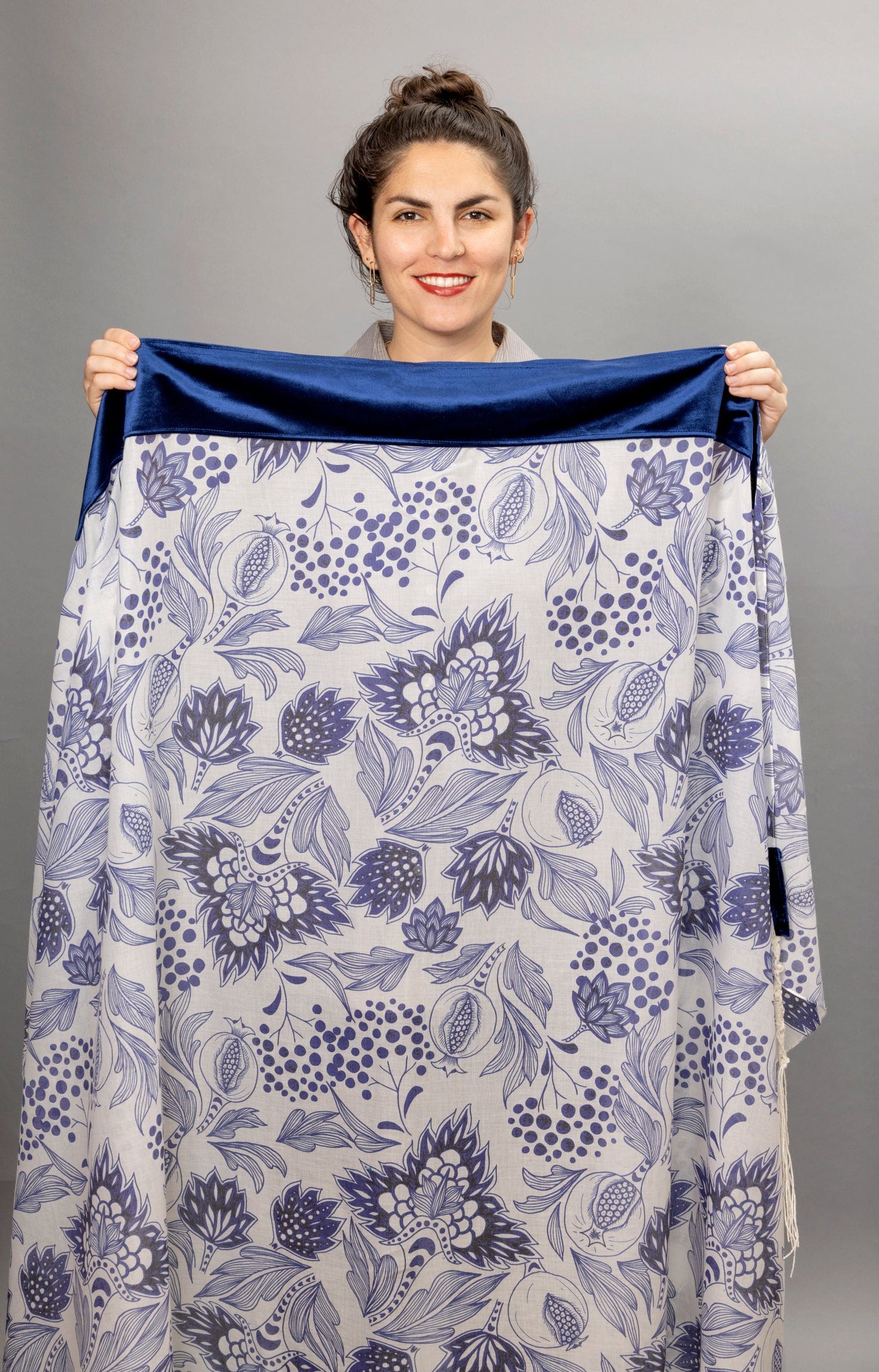 Navy Blue Pomegranates with Cotton Velvet Tallit、mySite、topwebapps