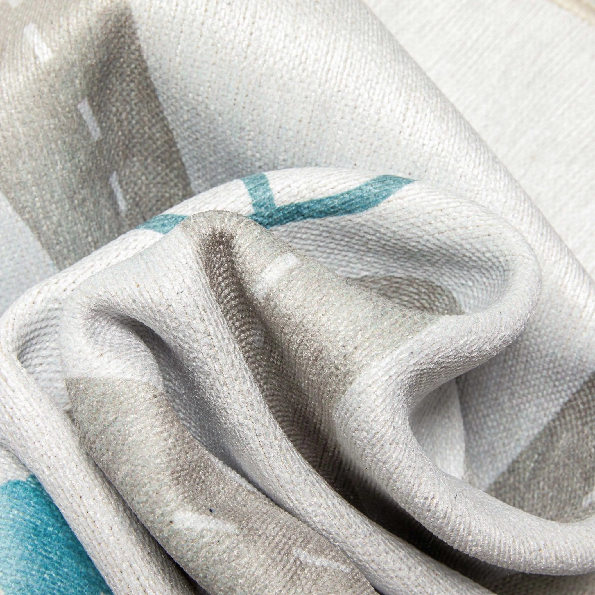 Playful Roads Modern Grey Area Flat-Weave Rug、mySite、gigharbornorthrealestate