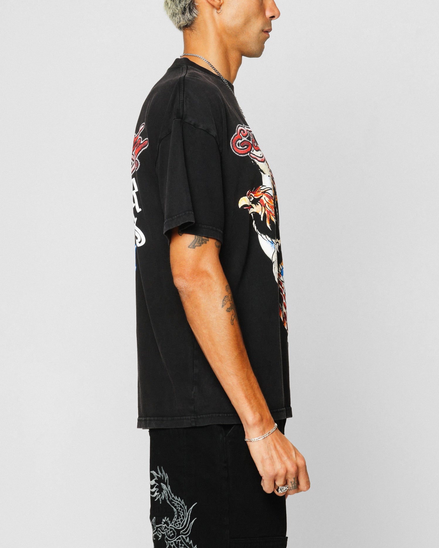 {product_title} - {shop_name}