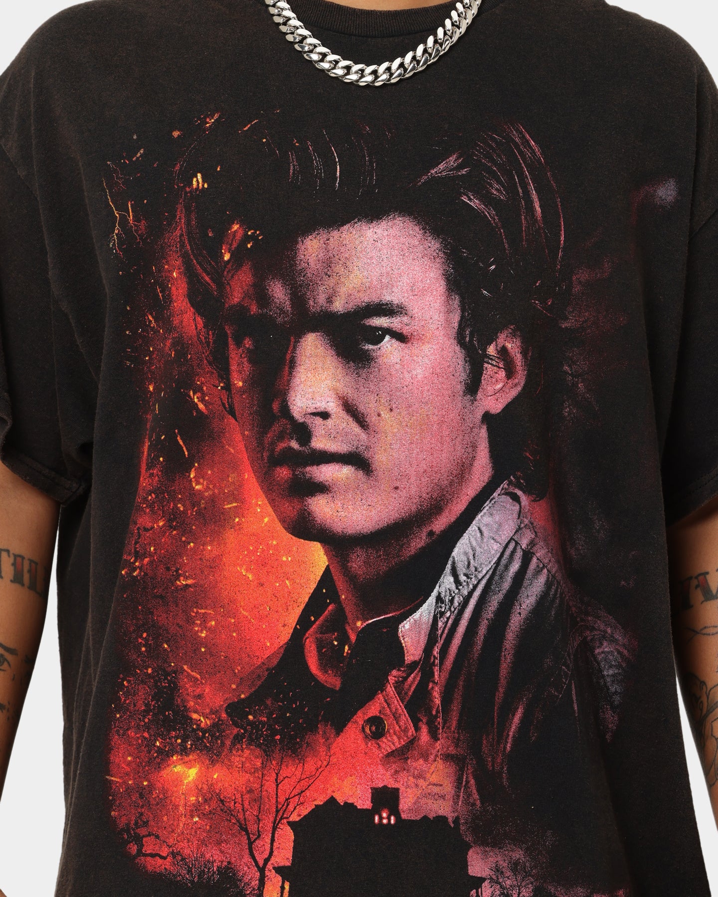 Goat Crew X Stranger Things Steve Vintage T-Shirt Black Wash、mySite、zt4zffjzw