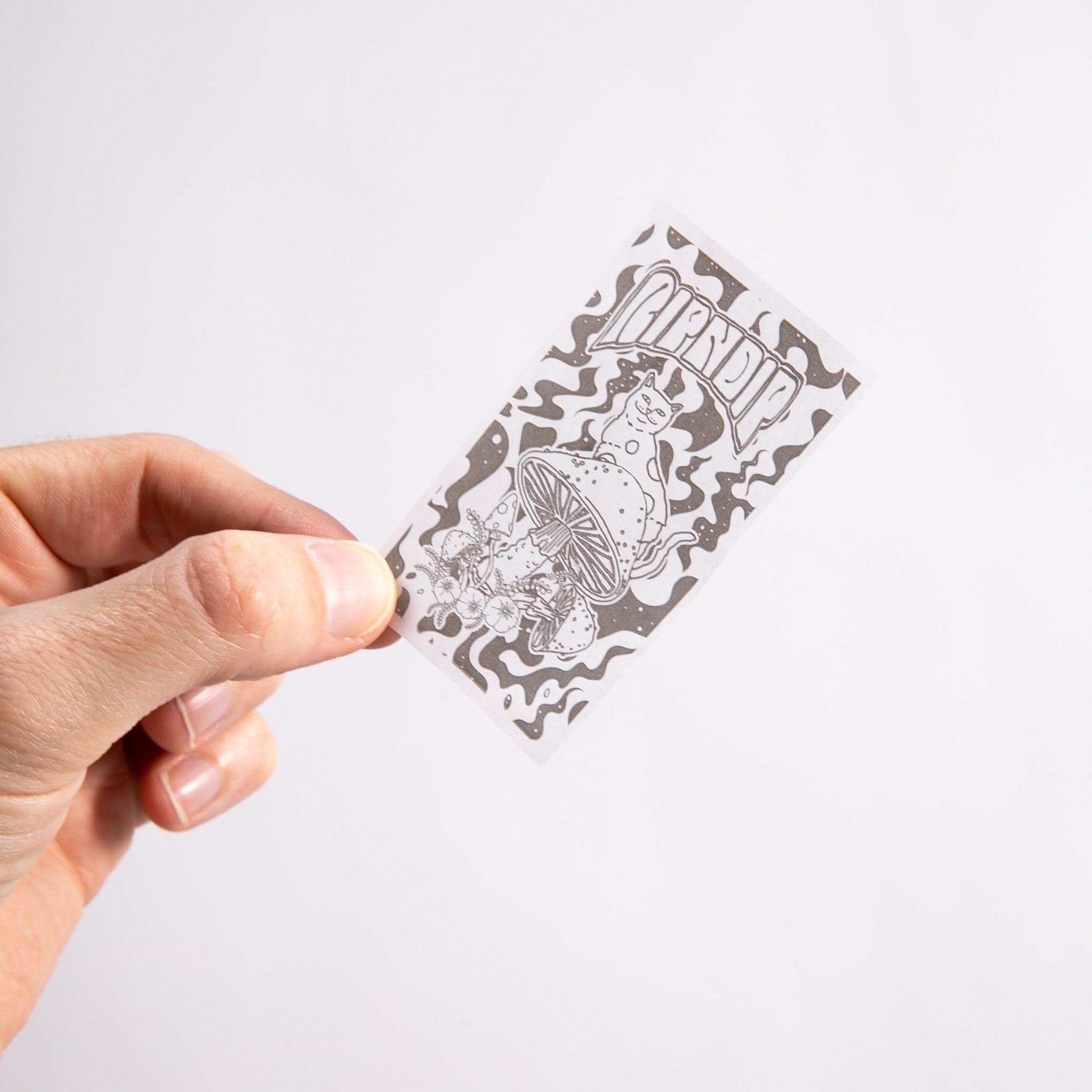 {product_title} - {shop_name}