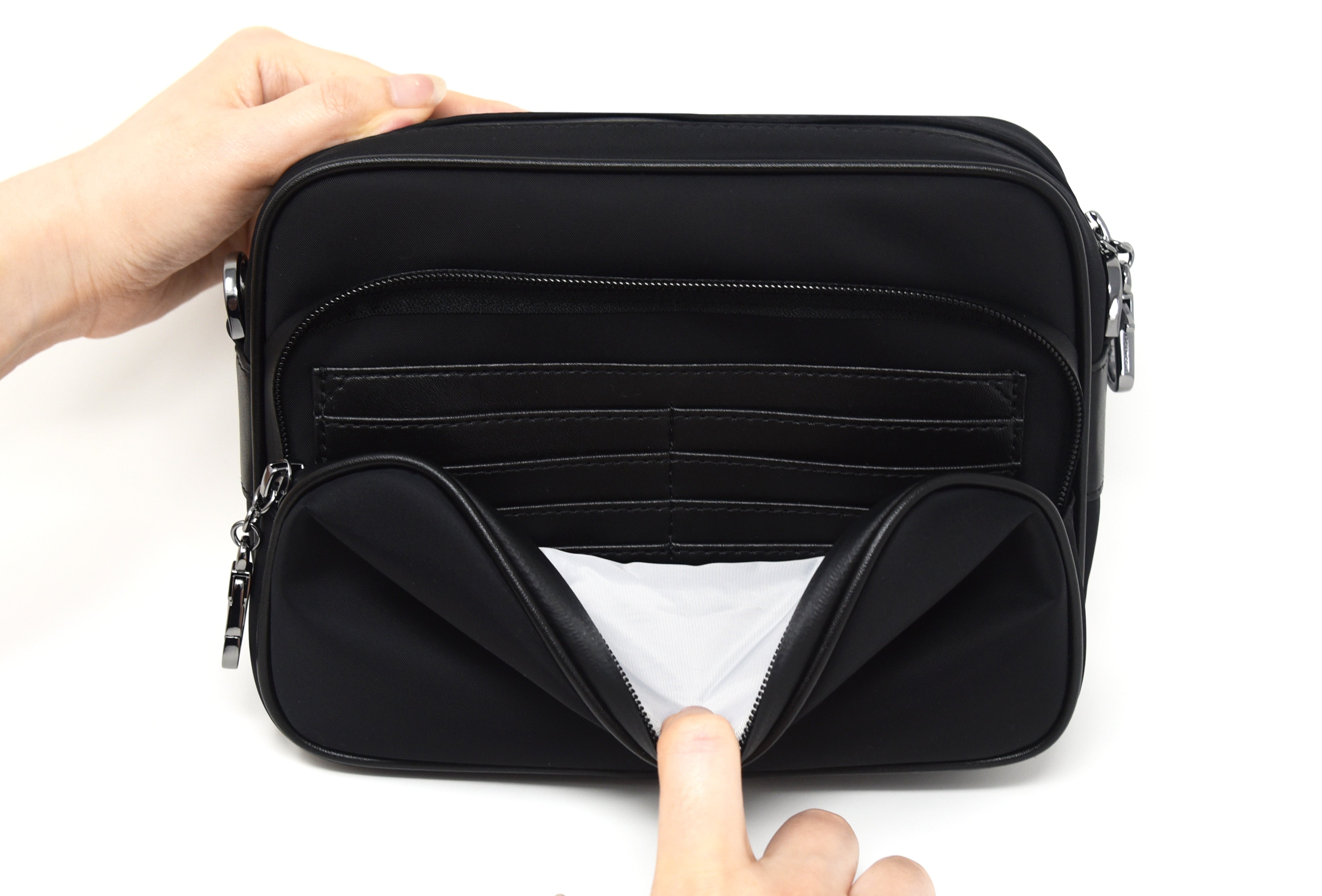 Crissy Full Crossbody with Locking Clasps Strap、mySite、garagedoors4me