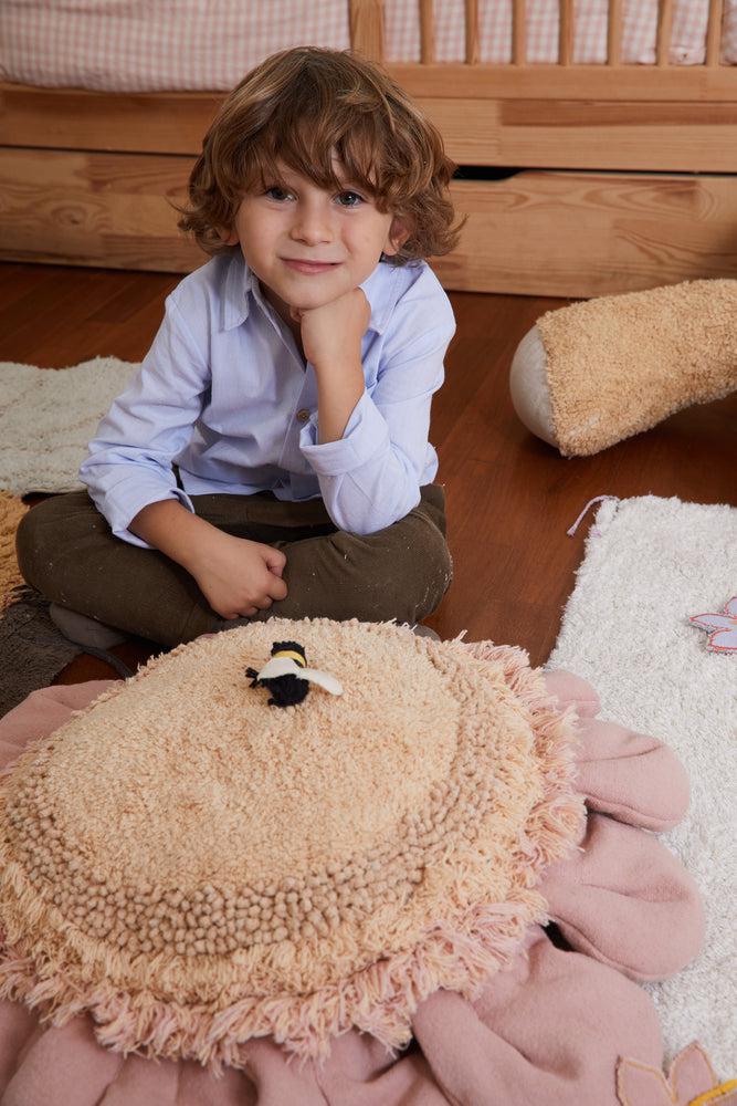 FLOOR CUSHION PINK DAISY、mySite、gigharbornorthrealestate