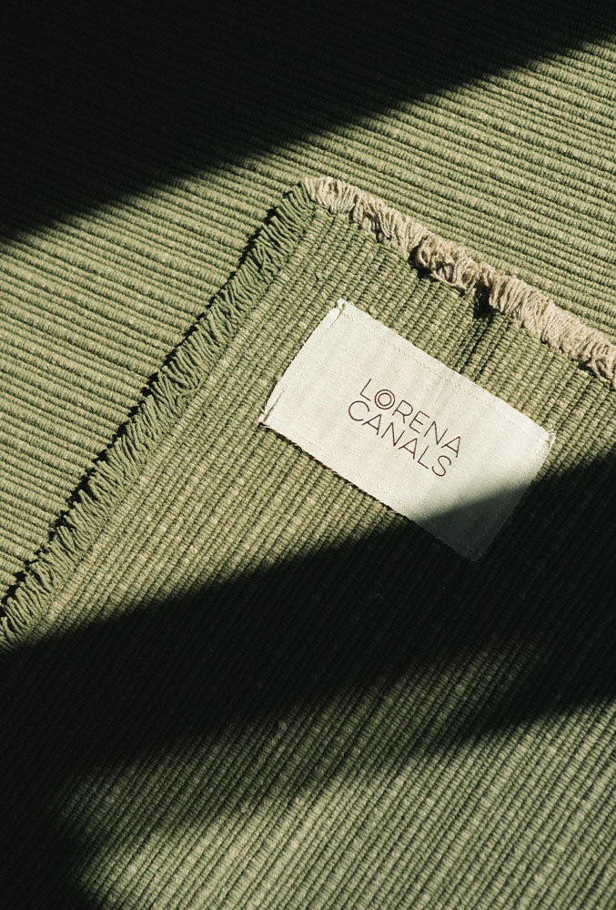 Handloom Area Rug Kaki、mySite、gigharbornorthrealestate