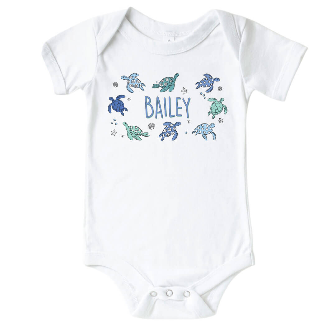  Personalized Sea Turtle Splash Graphic Bodysuit | White、mySite、layawaytickets