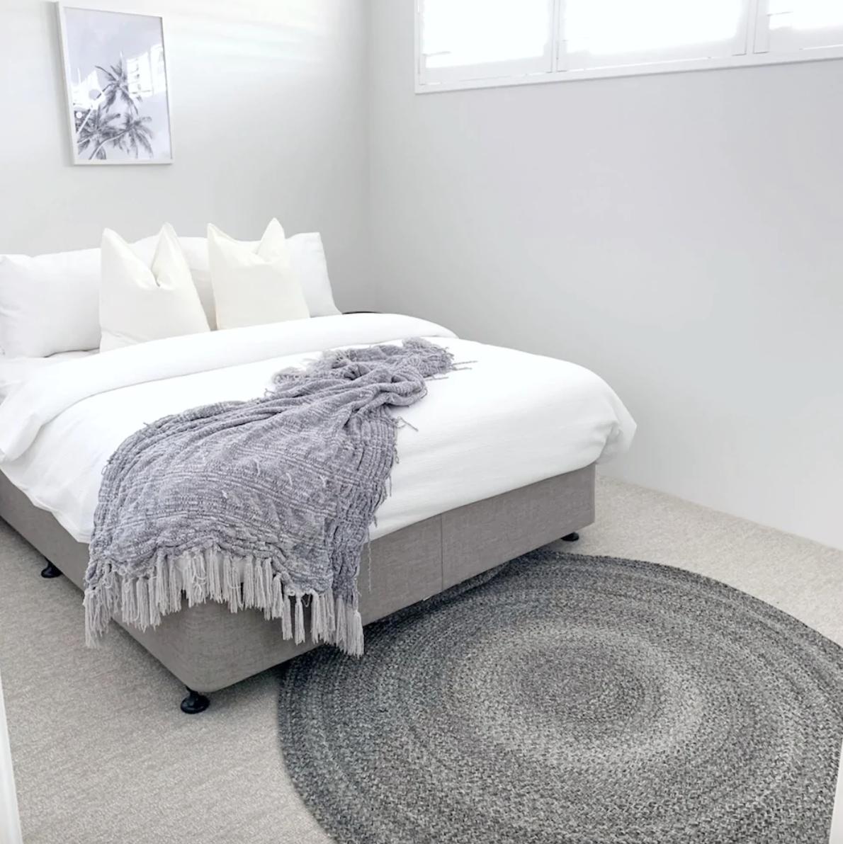 Braided Round Midnight Area Rug、mySite、gigharbornorthrealestate
